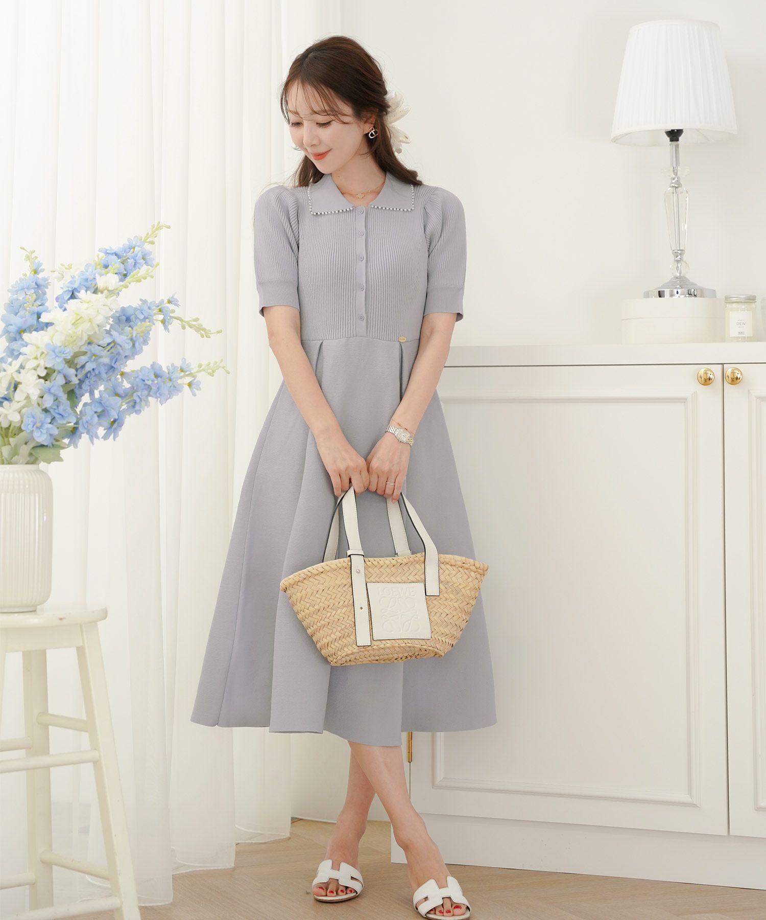 レディース/ワンピース/ニットワンピース/ニット/襟/パール/パールトリム/リブ編み/ロング/ミモレ/フレアシルエット/タック/前あき/ブルーグレー/ラベンダー/ピンクベージュ/ネイビー/上品/エレガント/フェミニン/大人/ヒット/リニューアル/半袖/新色/ブラウン