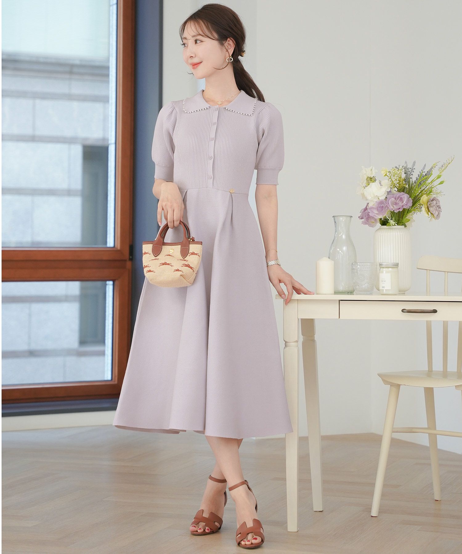 レディース/ワンピース/ニットワンピース/ニット/襟/パール/パールトリム/リブ編み/ロング/ミモレ/フレアシルエット/タック/前あき/ブルーグレー/ラベンダー/ピンクベージュ/ネイビー/上品/エレガント/フェミニン/大人/ヒット/リニューアル/半袖/新色/ブラウン