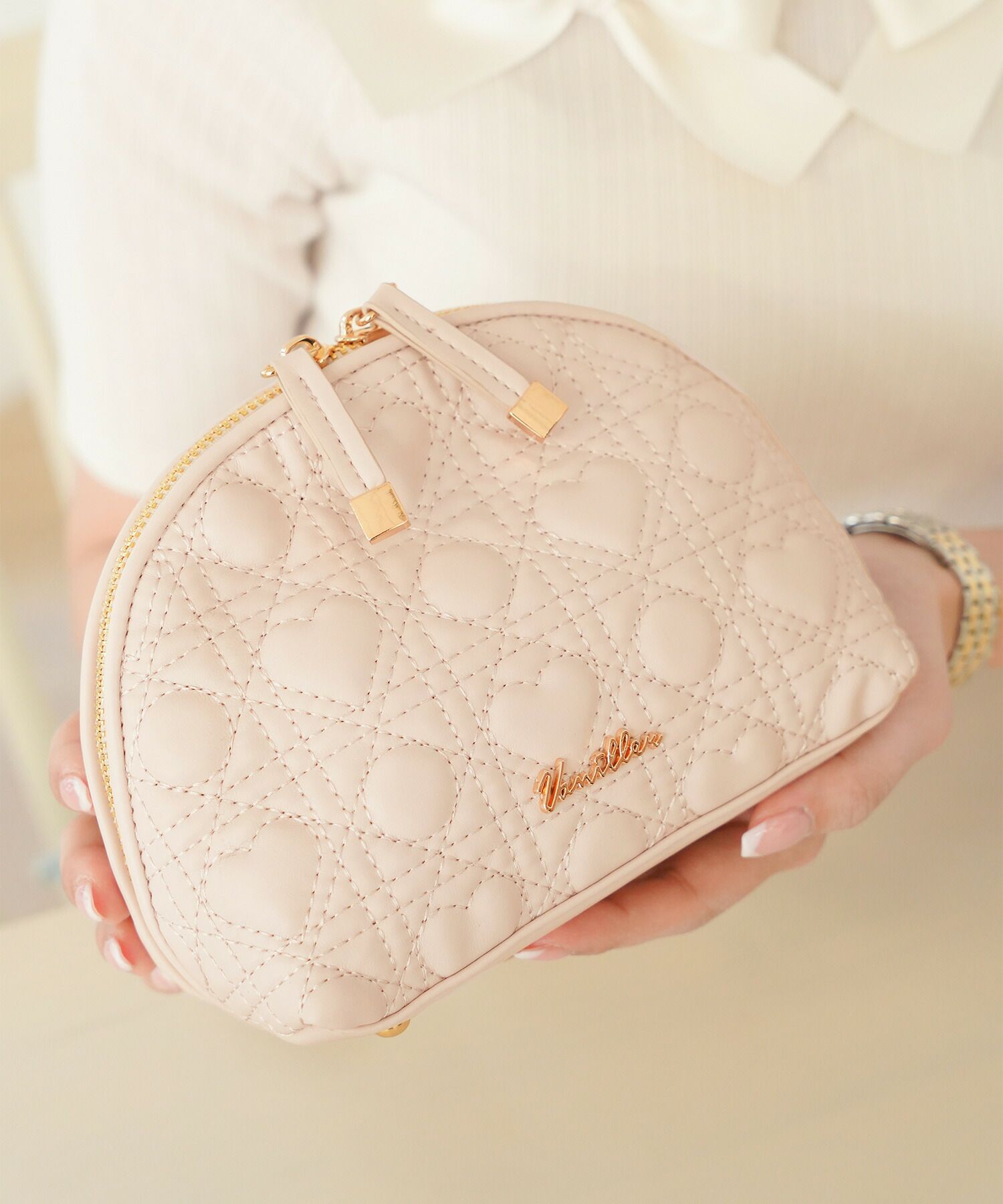 レディース/ポーチ/小物/キルティング/ケース/コスメ/ハート/ハートキルティング/ヒット/人気/ピンク/ストロベリーミルク/ブラック/収納/化粧品/サニタリー/エレガント/フェミニン/可愛い/キュート/上品/シンプル