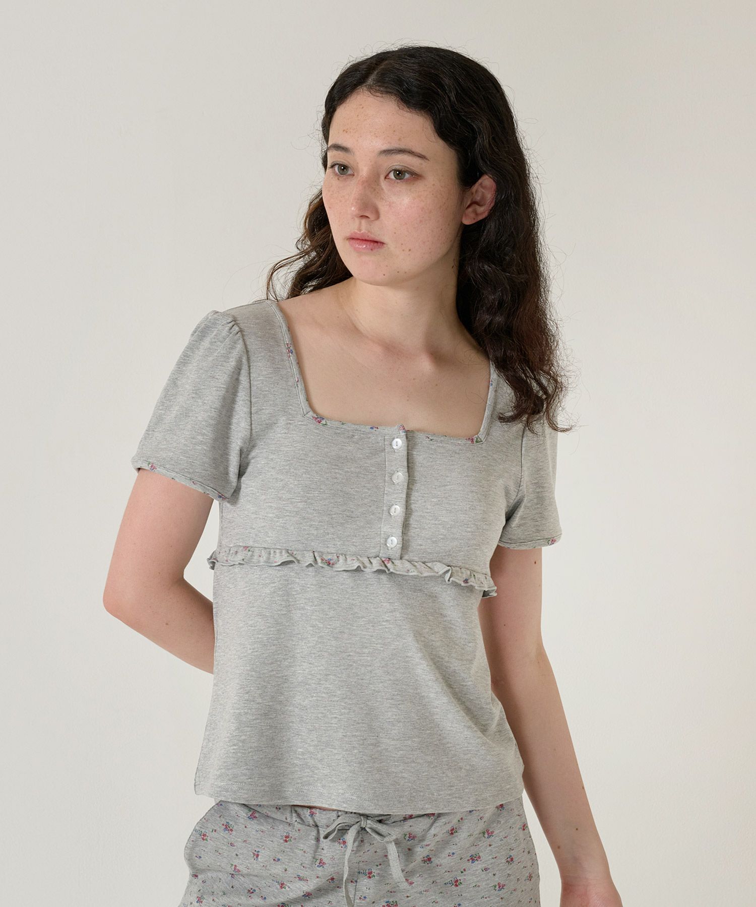 トップス/パッド付/半袖/花柄/グレー