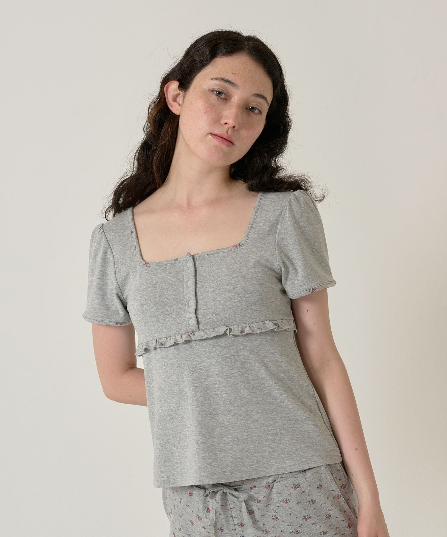 トップス/パッド付/半袖/花柄/グレー