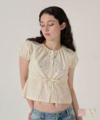 トップス/ブラウス/半袖/刺繍/クリーム