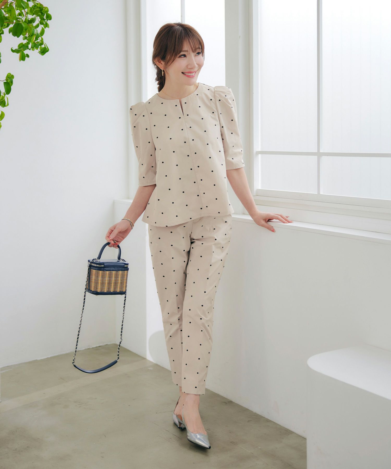 手洗い可セットアップ対応可水玉かわいい上品きれいめ大人カジュアルオフィスフォーマルフェミニン美脚ジョイントスペース