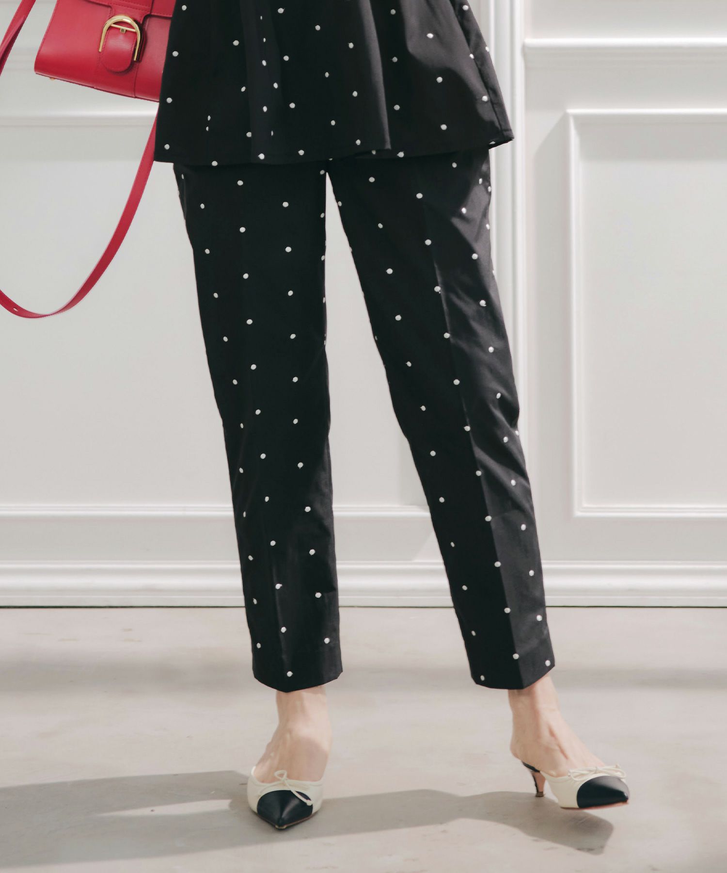 手洗い可セットアップ対応可水玉かわいい上品きれいめ大人カジュアルオフィスフォーマルフェミニン美脚ジョイントスペース