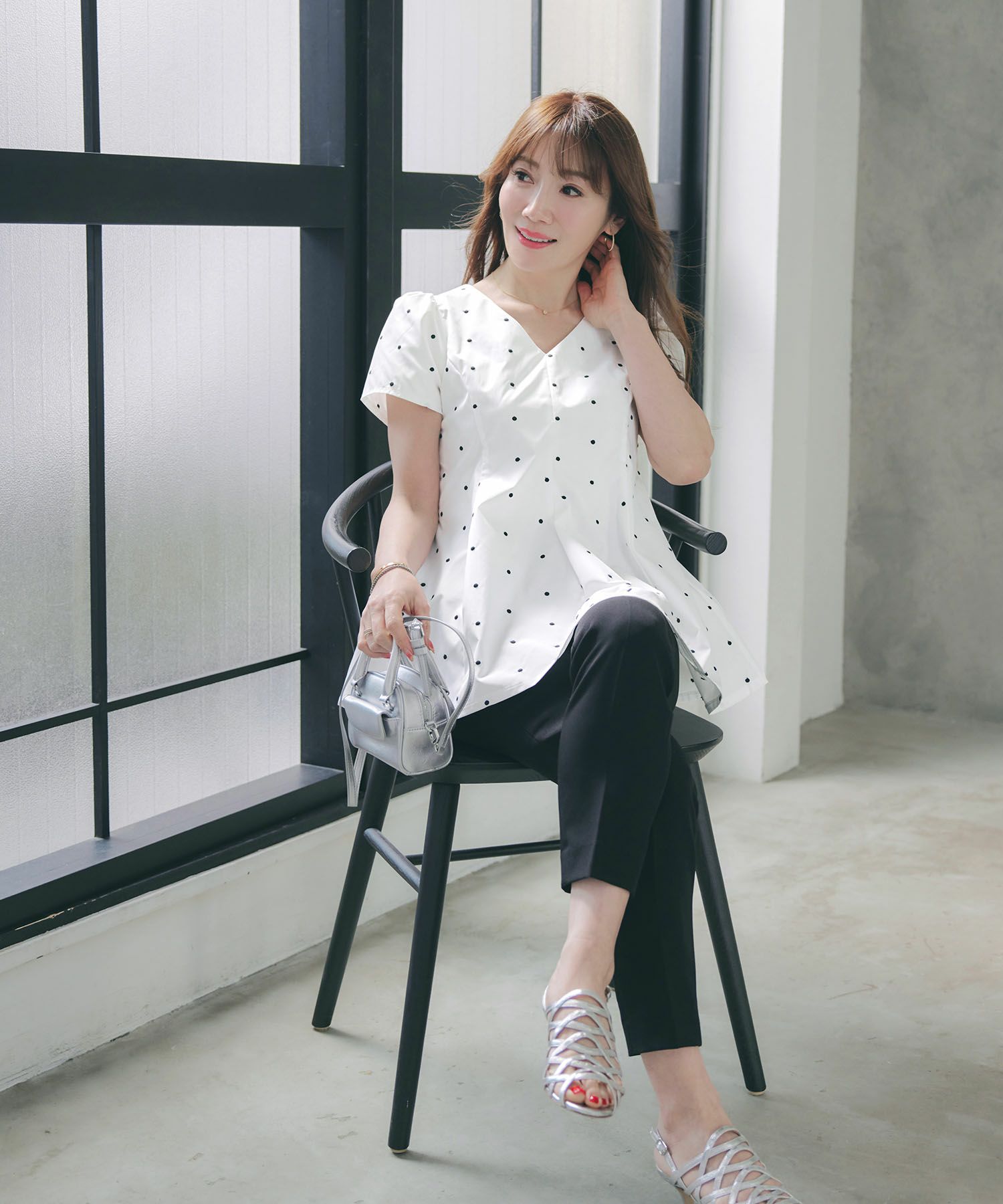 手洗い可 セットアップ対応可 水玉 かわいい 上品 きれいめ 大人カジュアル オフィス フォーマル フェミニン 体型カバー Vネック ジョイントスペース