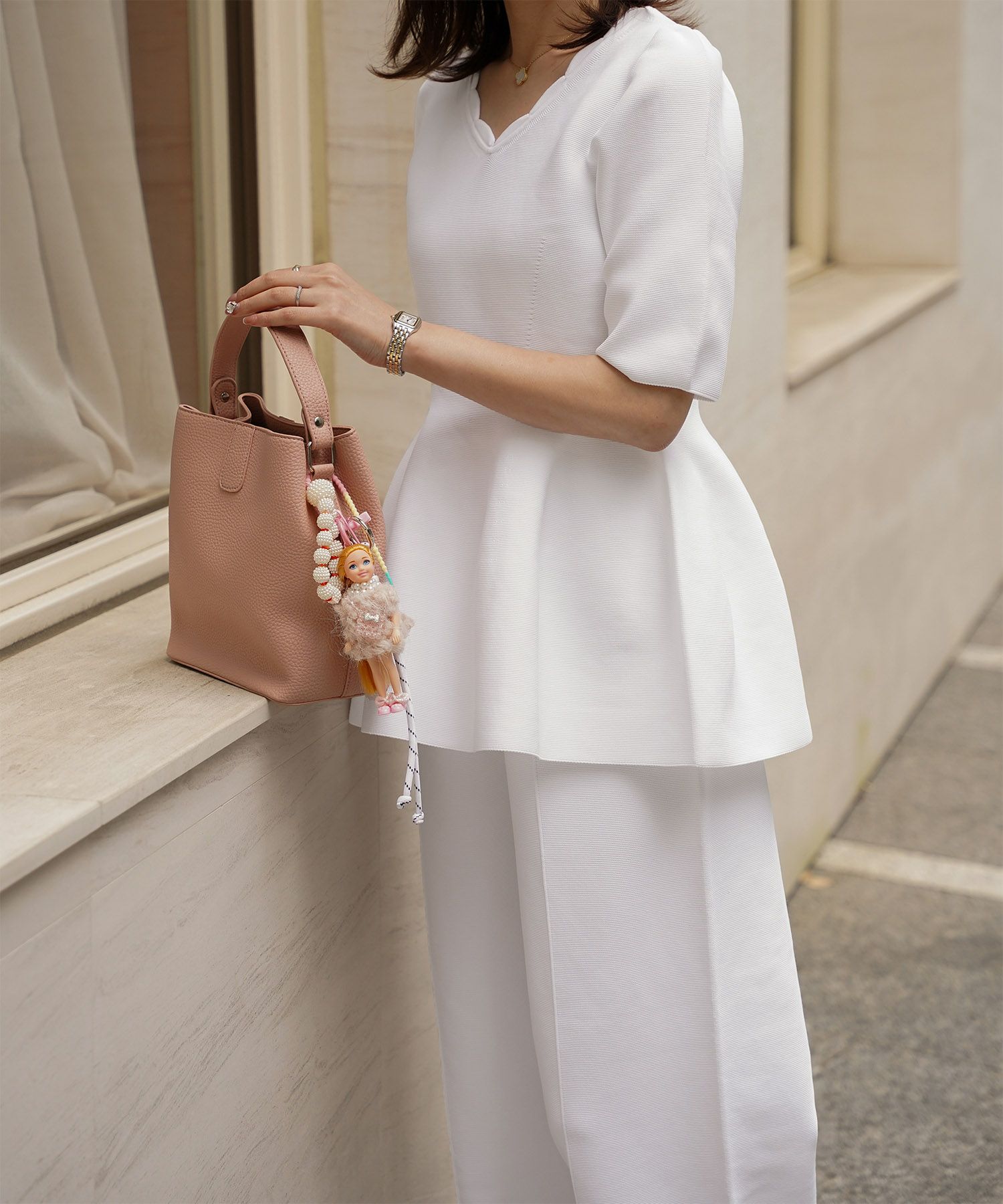 レディース ニットトップス  サマーニット スカラップ 半袖 きれいめ 上品 洗える ホワイト サックス ブラック S M