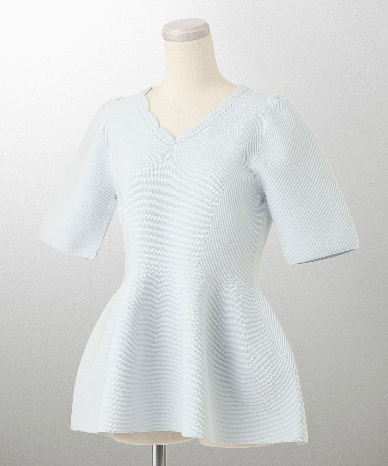 レディース ニットトップス  サマーニット スカラップ 半袖 きれいめ 上品 洗える ホワイト サックス ブラック S M