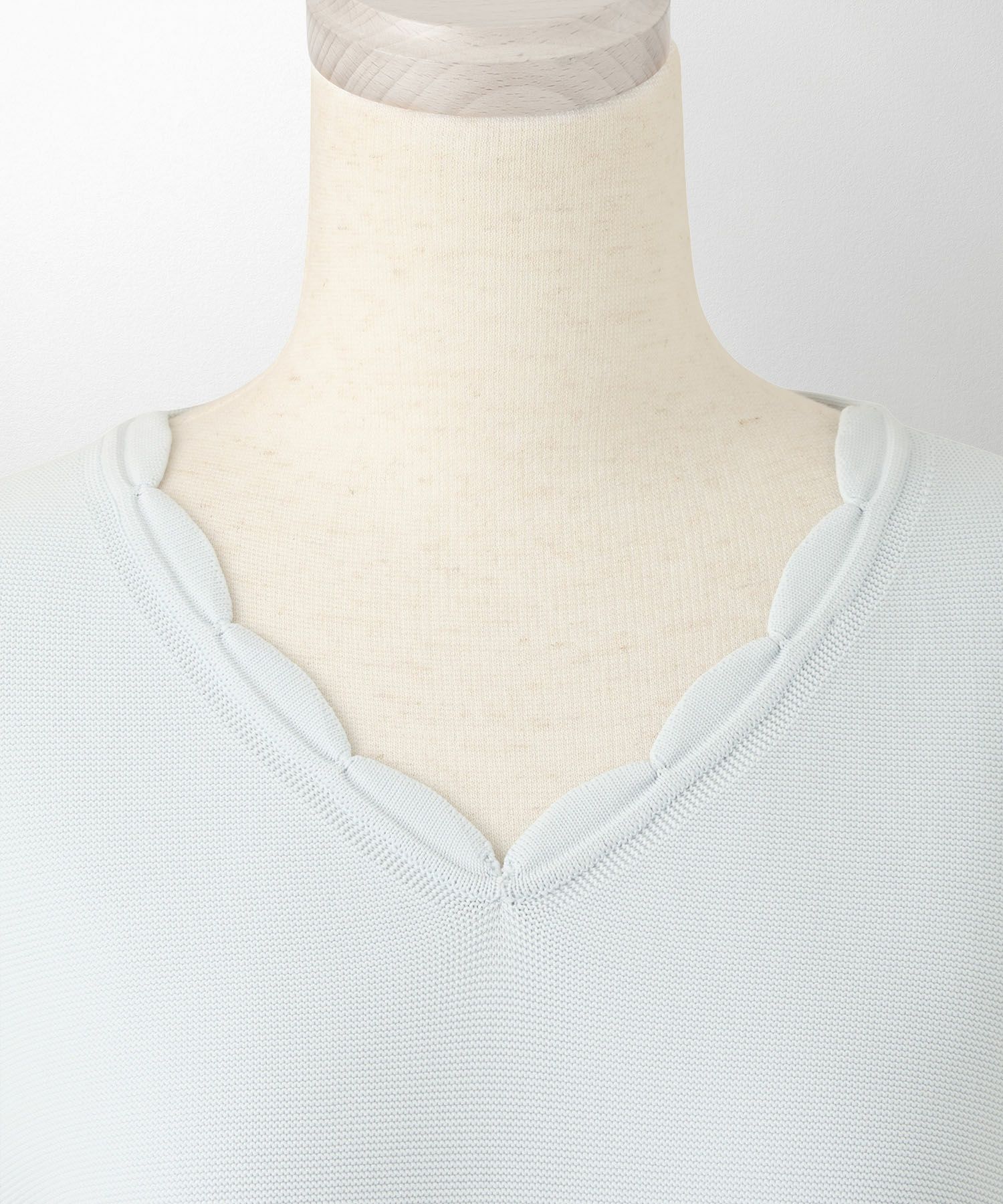 レディース ニットトップス  サマーニット スカラップ 半袖 きれいめ 上品 洗える ホワイト サックス ブラック S M