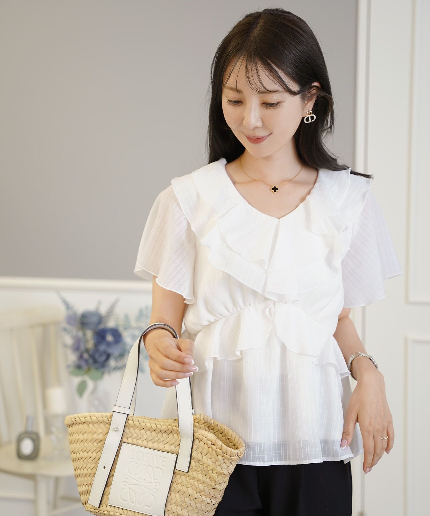 レディース/ブラウス/トップス/ショート丈/コンパクト丈/フリル/ストライプ柄/半シアー/透け感/清涼感/ホワイト/ピンク/ミント/春/夏/旅行/バタフライスリーブ/半袖/ハイウエスト/チェック柄