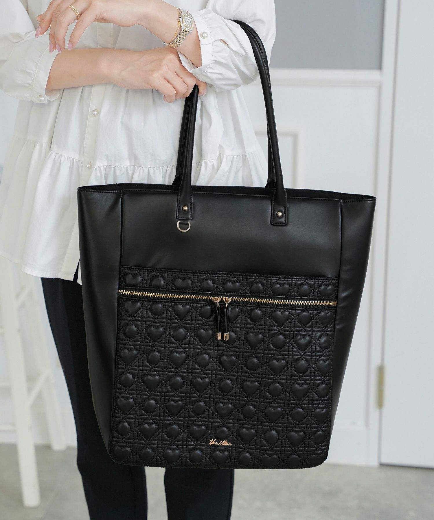 レディース/ビジネスバッグ/A4/軽量/大容量/通勤/バッグ/pc/キャリーオン/トートバッグ/20代/30代/40代/ギフト/td/母の日/春/夏/秋/冬/ハートキルティング/可愛い/推し活/お仕事/ビジネスバッグ/旅行/ハンドル/肩掛け