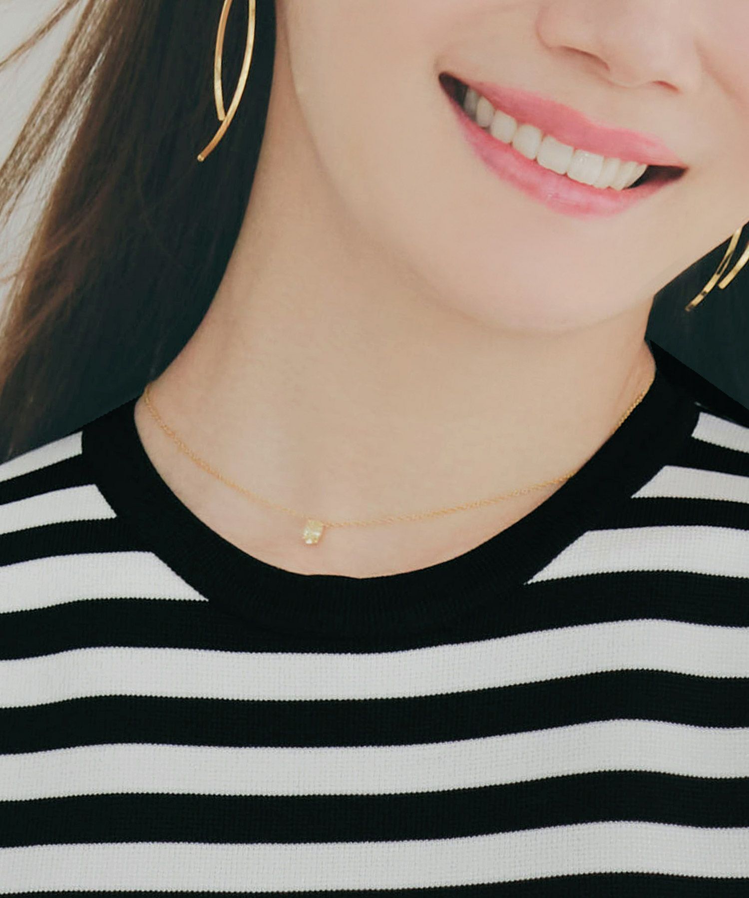 手洗い可上品きれいめボーダー柄大人可愛いオフィスカジュアルフェニミンオフィス白黒ジョイントスペース