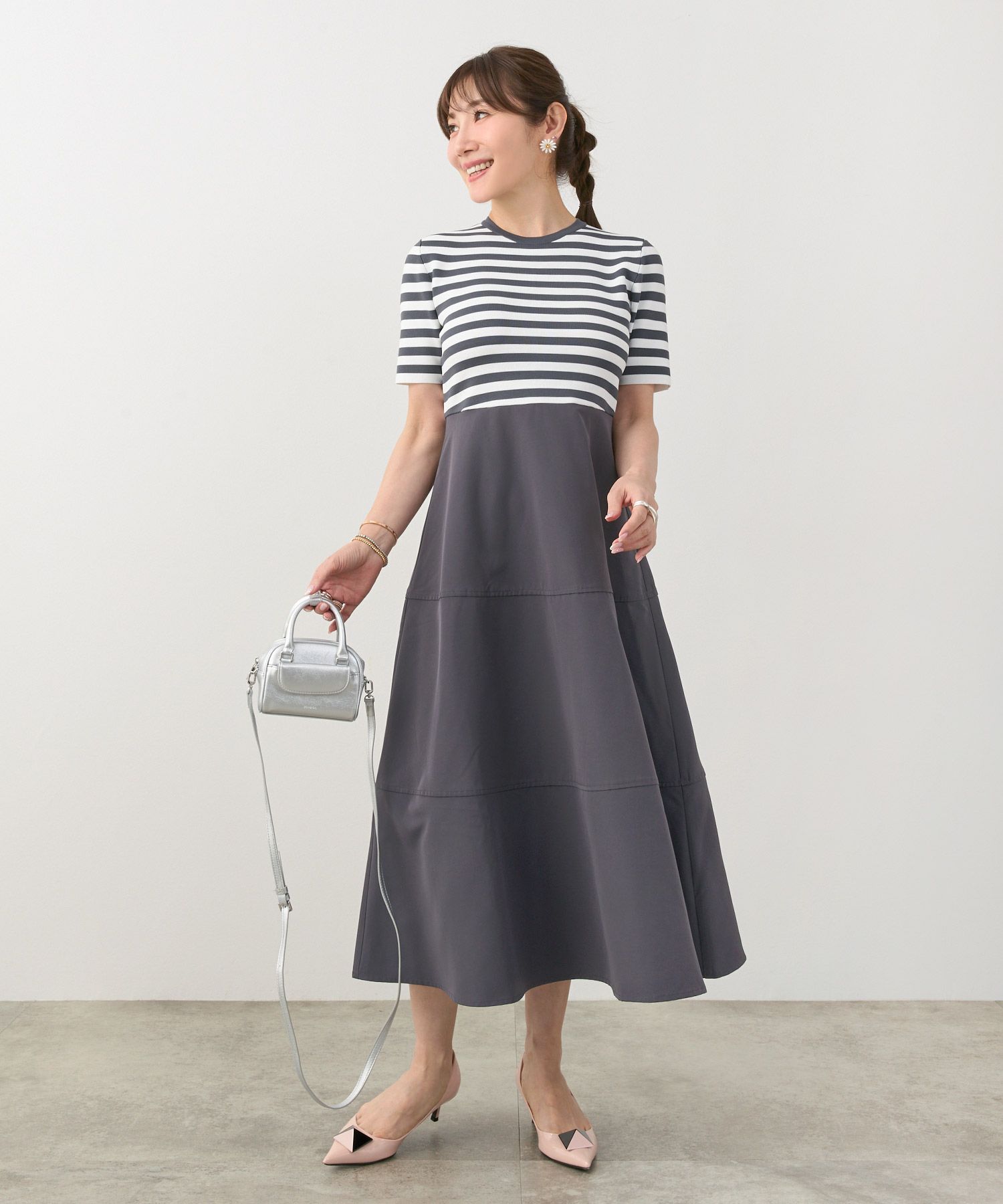 手洗い可上品きれいめボーダー柄大人可愛いオフィスカジュアルフェニミンオフィス白黒ジョイントスペース