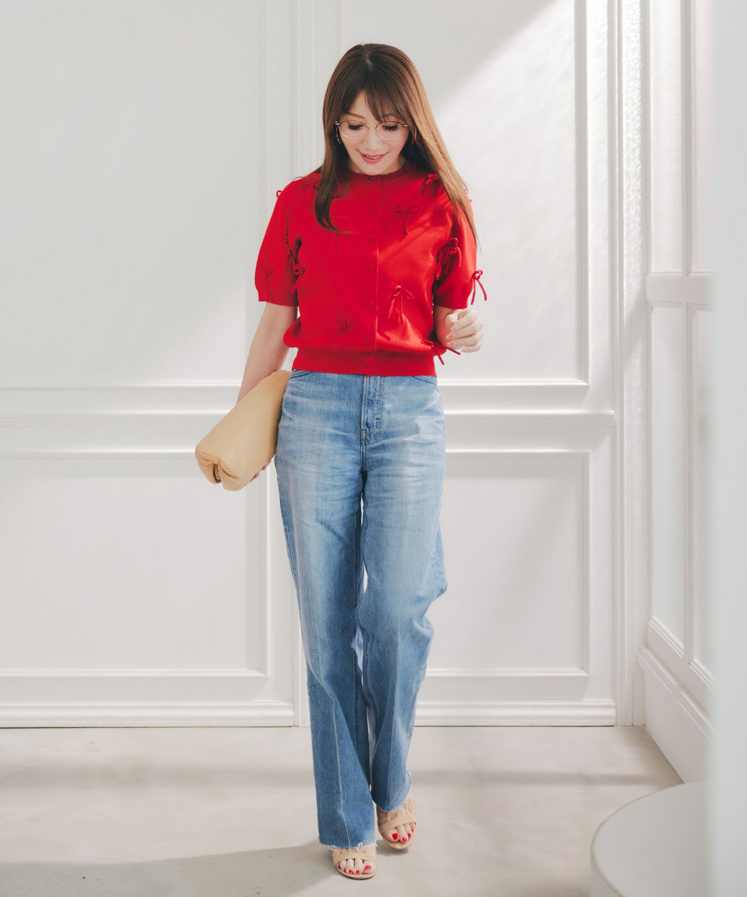 手洗い可ラウンドネック裾リブおしゃれフェミニン上品大人可愛いきれいめ大人カジュアルくるみ釦ジョイントスペース