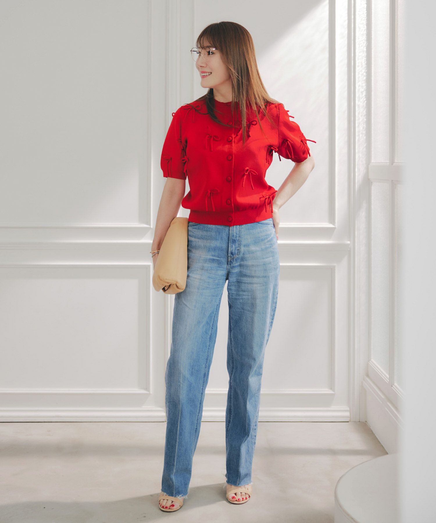 手洗い可ラウンドネック裾リブおしゃれフェミニン上品大人可愛いきれいめ大人カジュアルくるみ釦ジョイントスペース