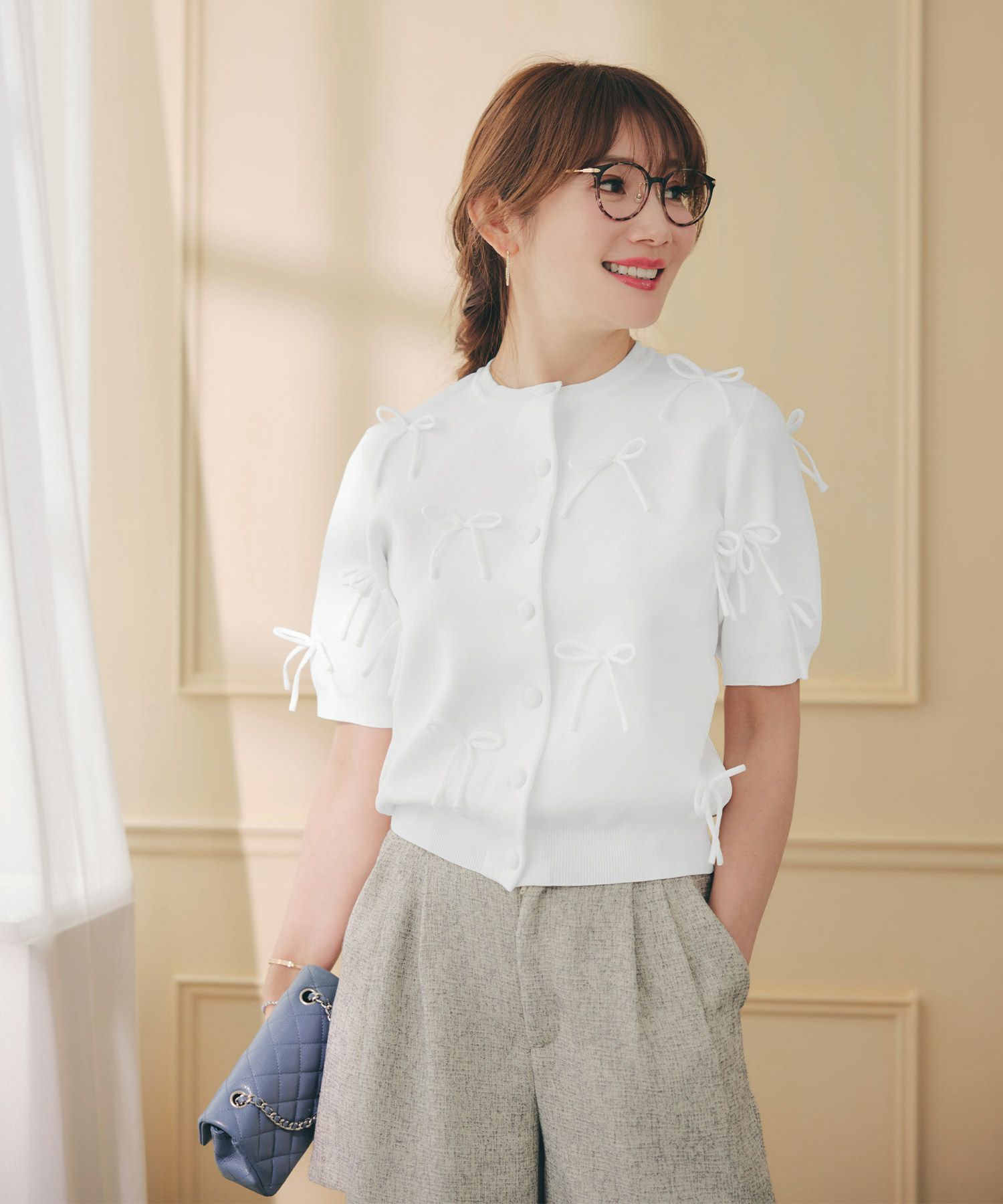 手洗い可ラウンドネック裾リブおしゃれフェミニン上品大人可愛いきれいめ大人カジュアルくるみ釦ジョイントスペース