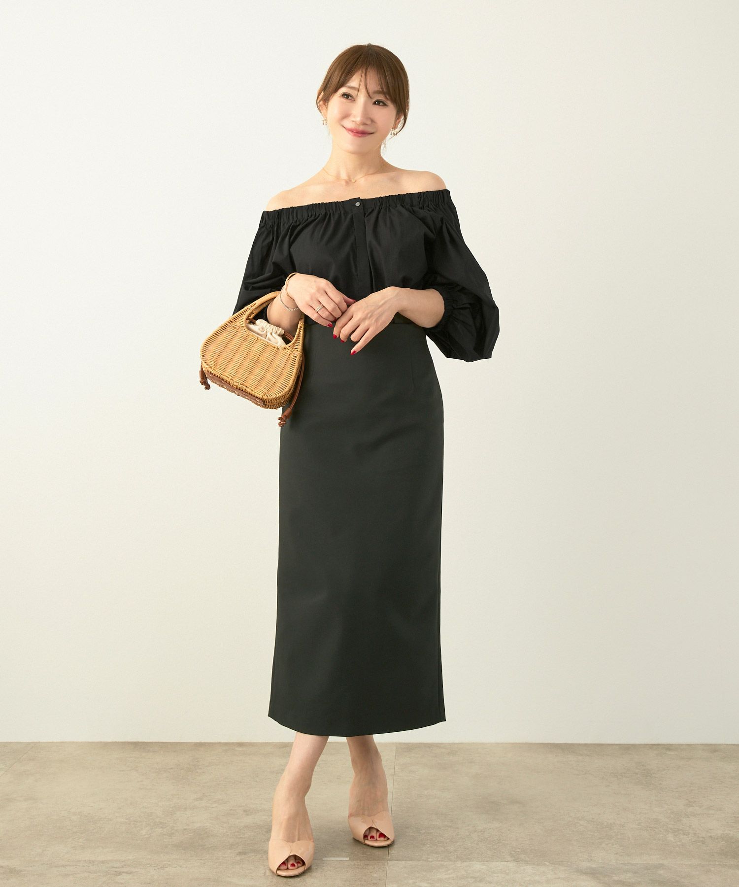 セレクト上品きれいめボリュームスリーブフリーサイズオフィスカジュアルフェミニンシンプルゆったり体型カバージョイントスペース