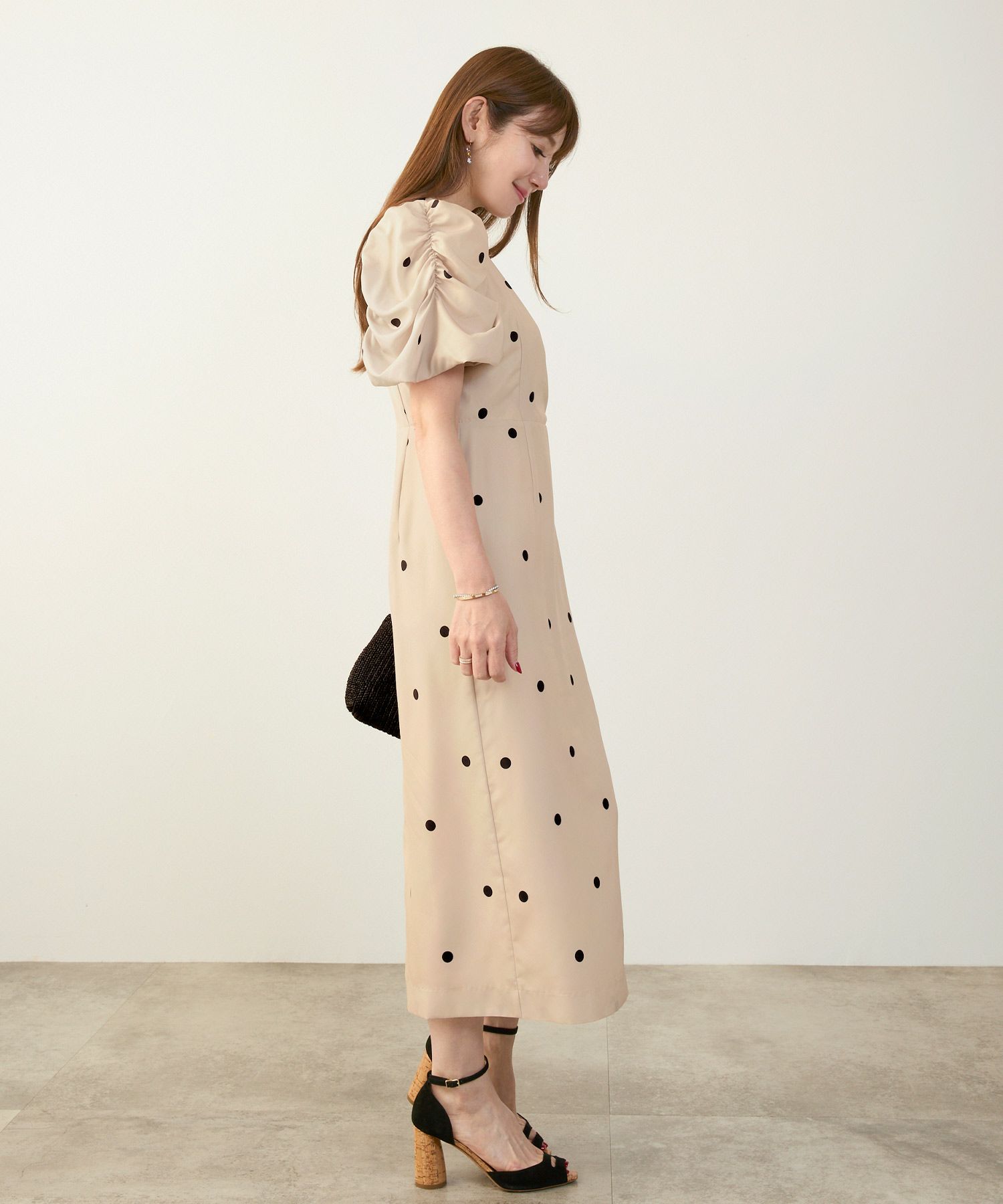 手洗い可Vネックタイトオケージョンセレモニーおしゃれフェミニン上品大人可愛いきれいめ半袖夏柄ジョイントスペース