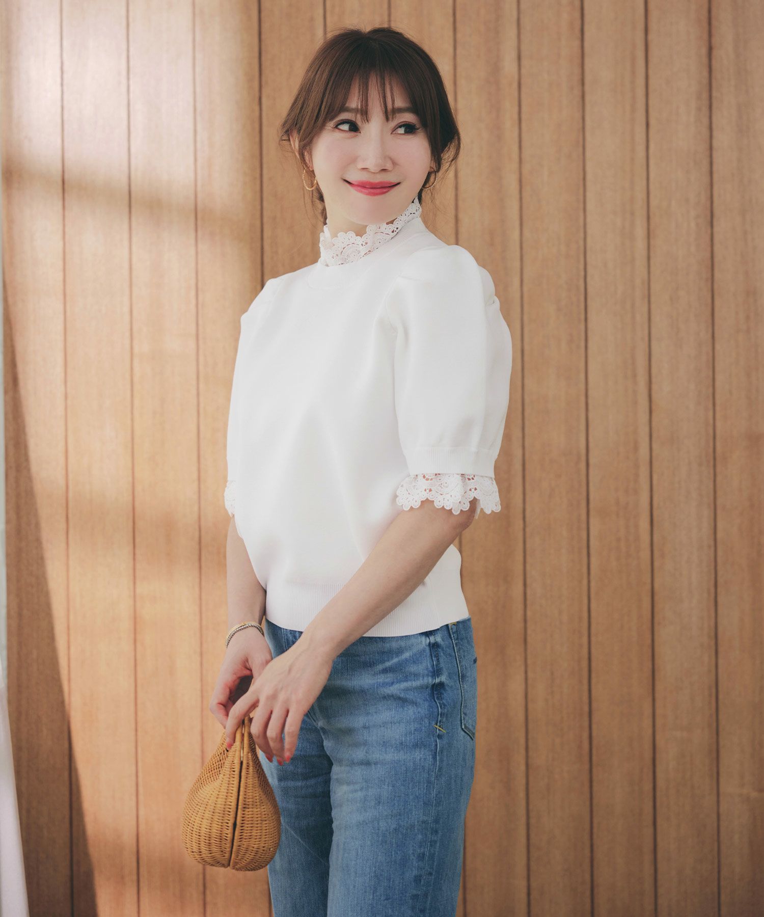 手洗い可ラウンドネック裾リブおしゃれフェミニンオフィス上品大人可愛いきれいめ大人カジュアルジョイントスペース