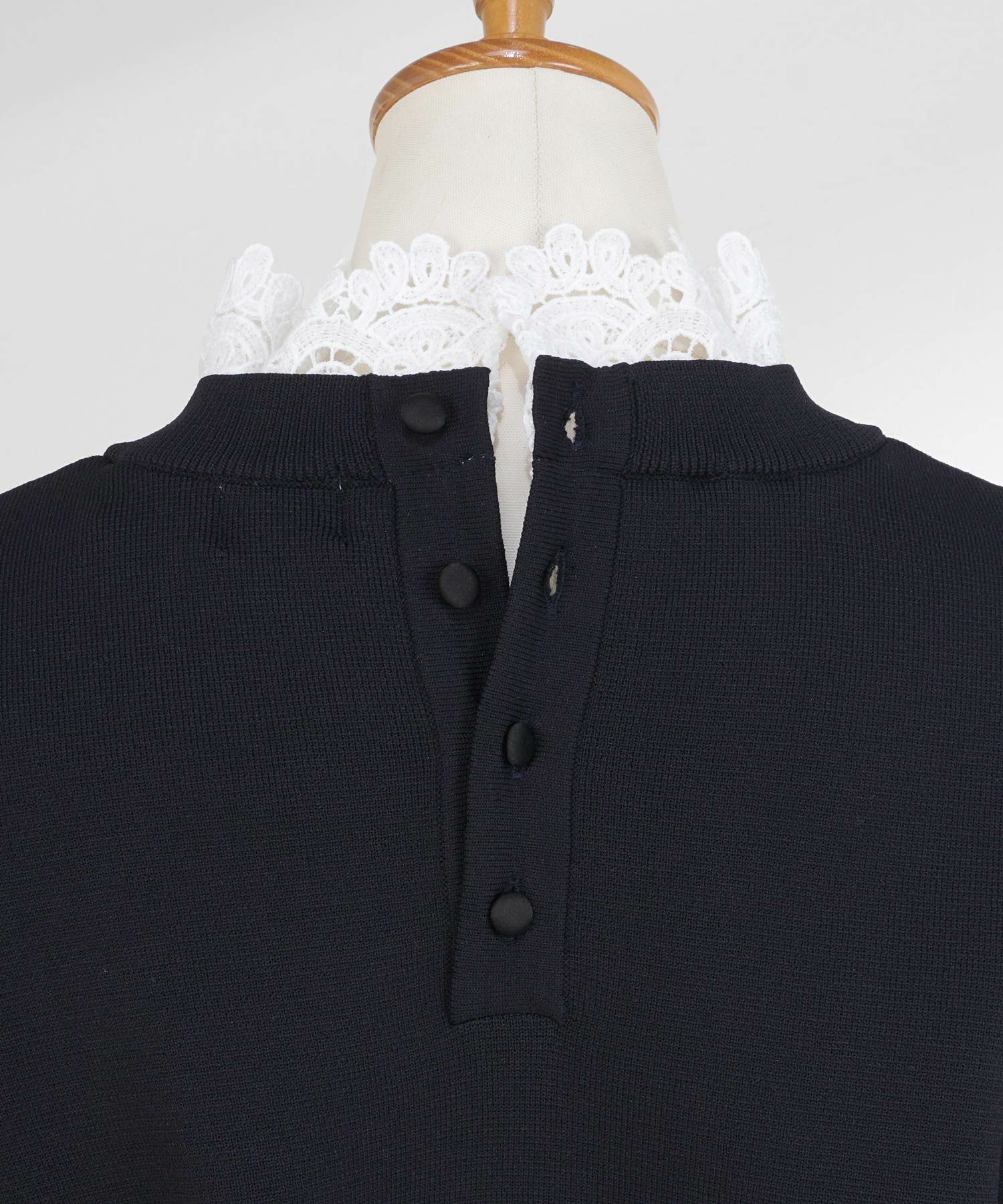 手洗い可ラウンドネック裾リブおしゃれフェミニンオフィス上品大人可愛いきれいめ大人カジュアルジョイントスペース