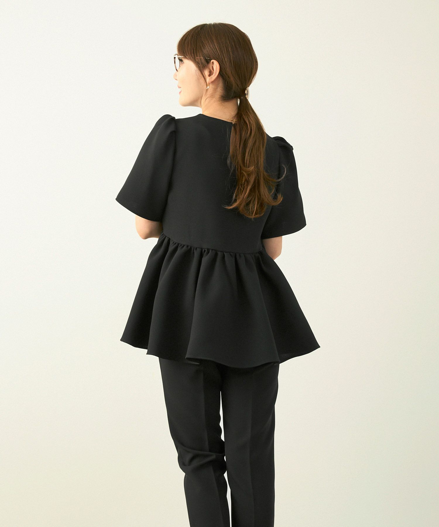 手洗い可かわいい上品きれいめ大人カジュアルオフィスフェミニン体型カバーシンプルラウンドネックジョイントスペース