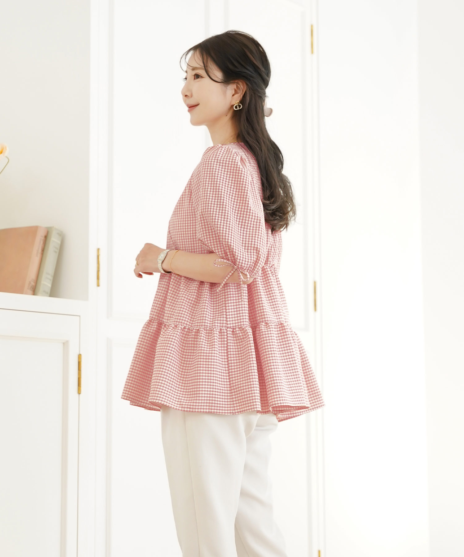 レディース/トップス/ブラウス/ギャザー/ペプラム/ボリューム/フレア/半袖/パフスリーブ/袖口ゴム/ウエストゴム/ギンガムチェック/柄/ホワイト/ピンク/ブラック/イージーケア/春/夏/秋