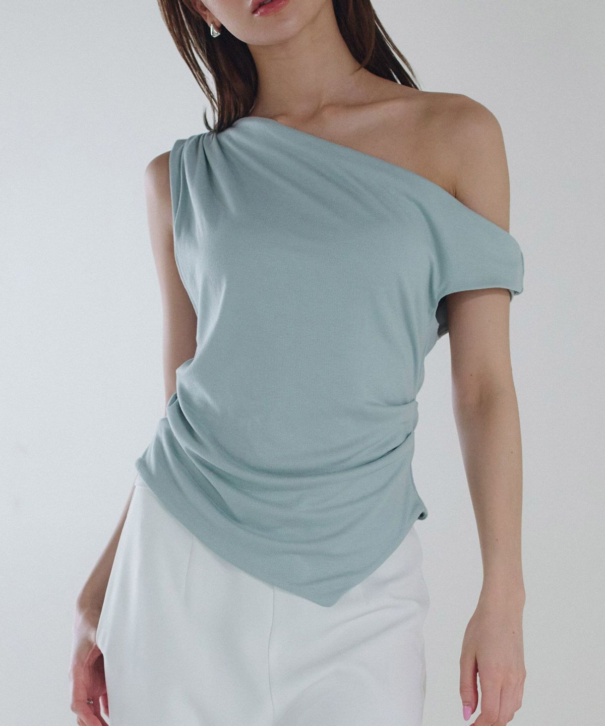 アシンメトリー オフショル プルオーバー KINO THE KEI