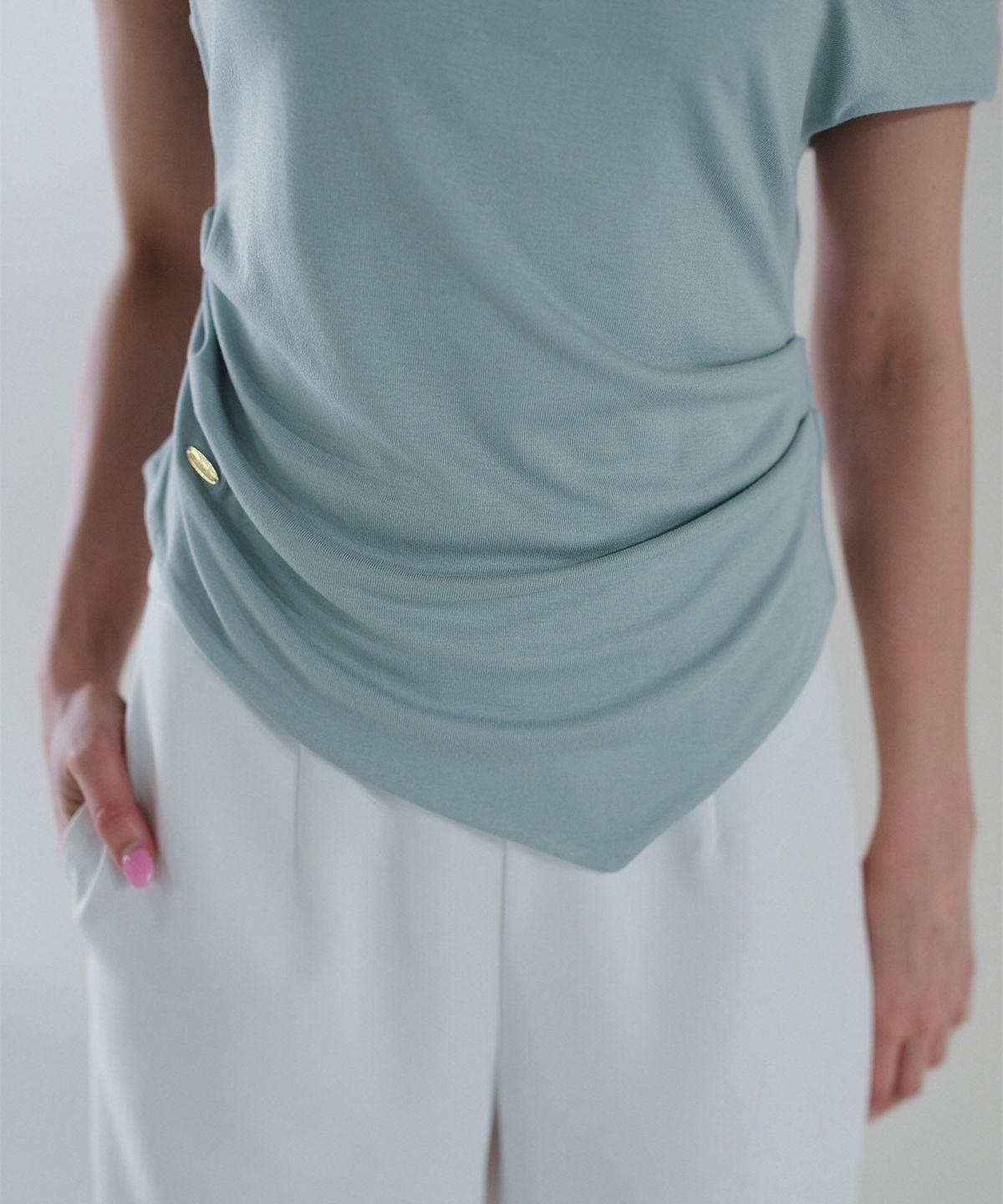 アシンメトリー オフショル プルオーバー KINO THE KEI