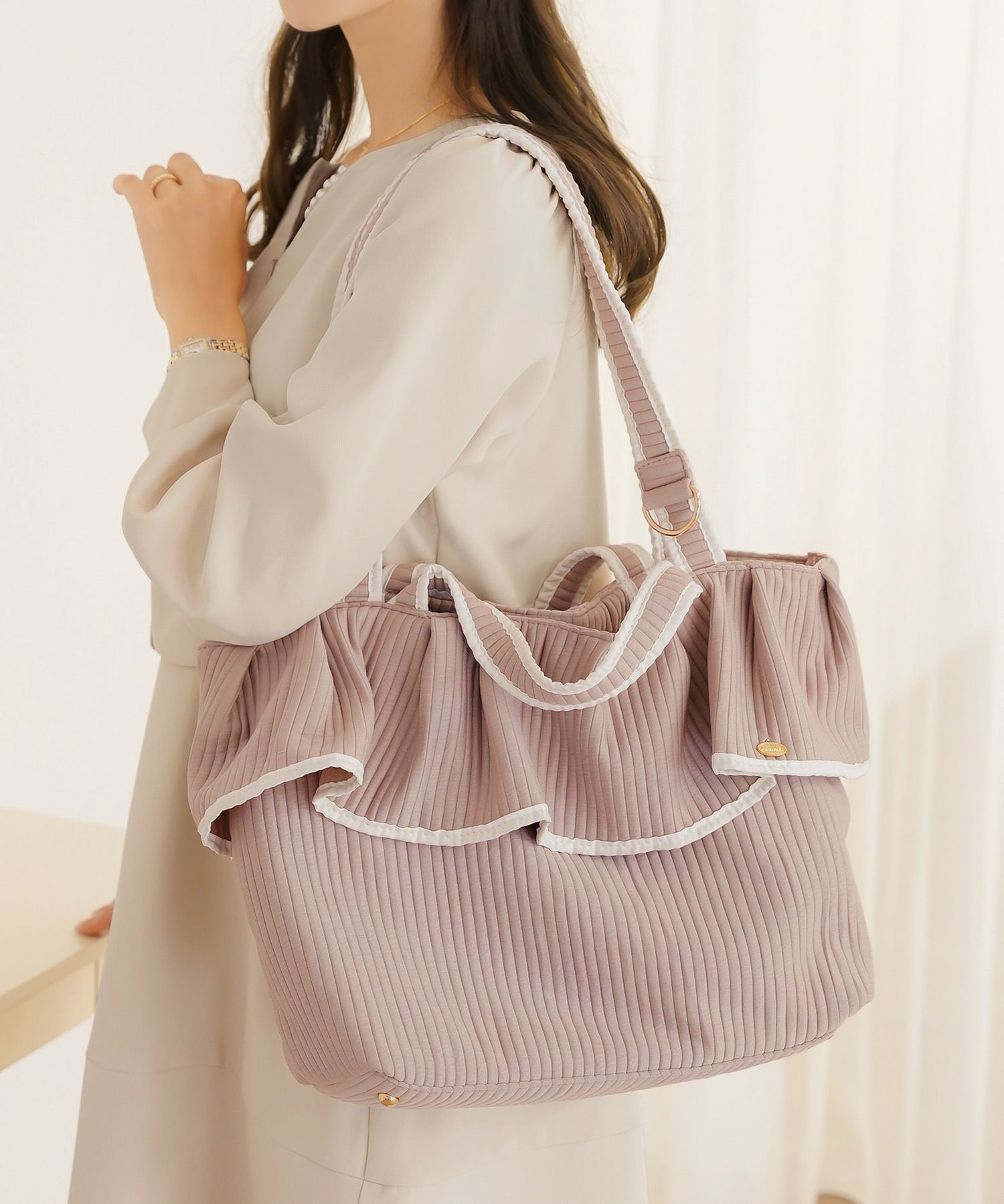 新色 バッグ グッズ トートバッグ 大容量 フリル フェミニン ナチュラル