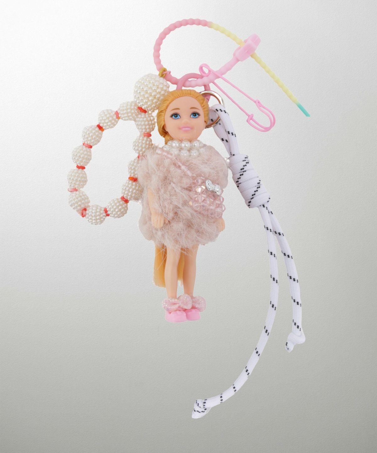 セレクト レディース グッズ 小物 人形 ドール チャーム キーホルダー ピンク ブラック おしゃれ 大人可愛い