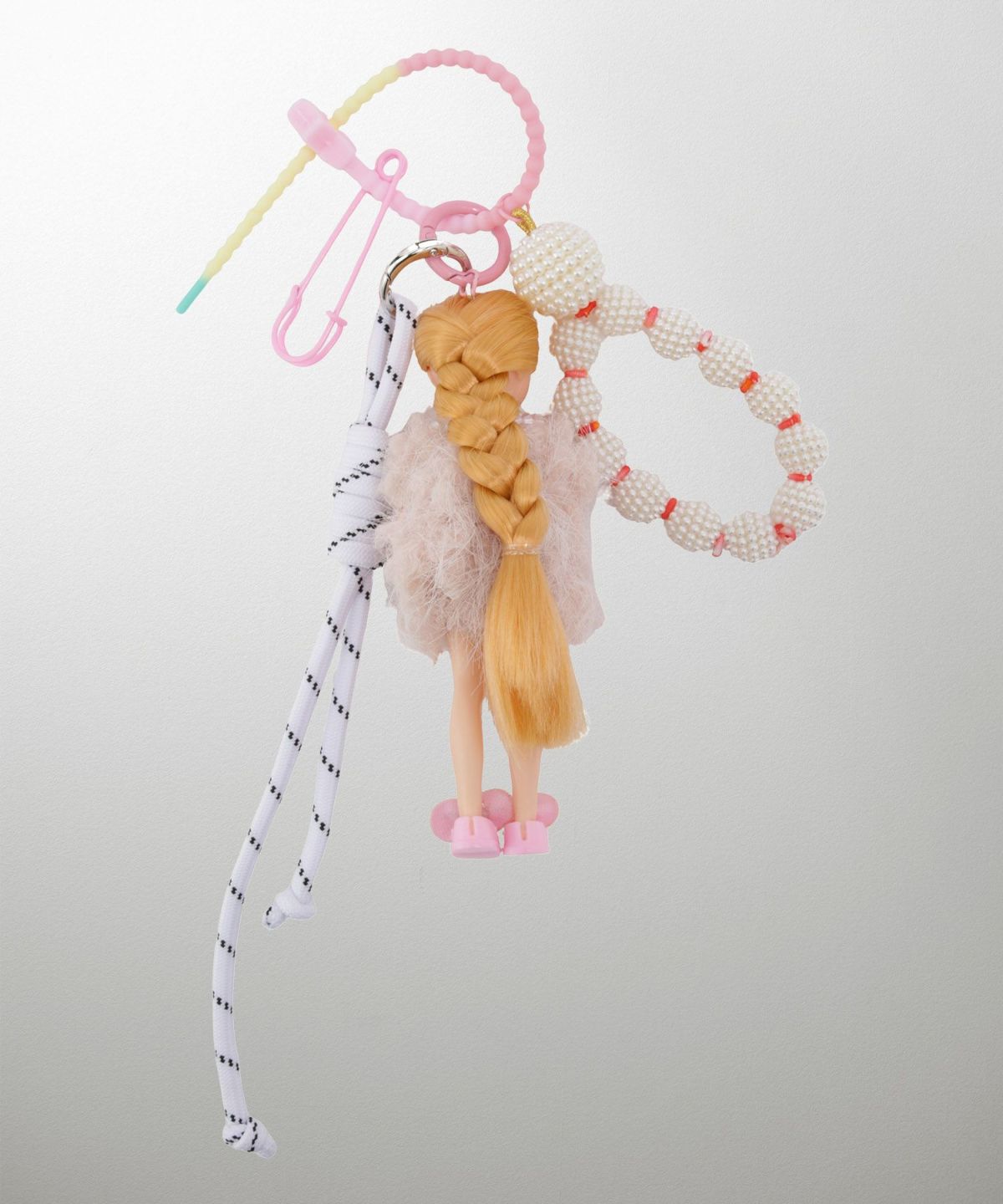 セレクト レディース グッズ 小物 人形 ドール チャーム キーホルダー ピンク ブラック おしゃれ 大人可愛い