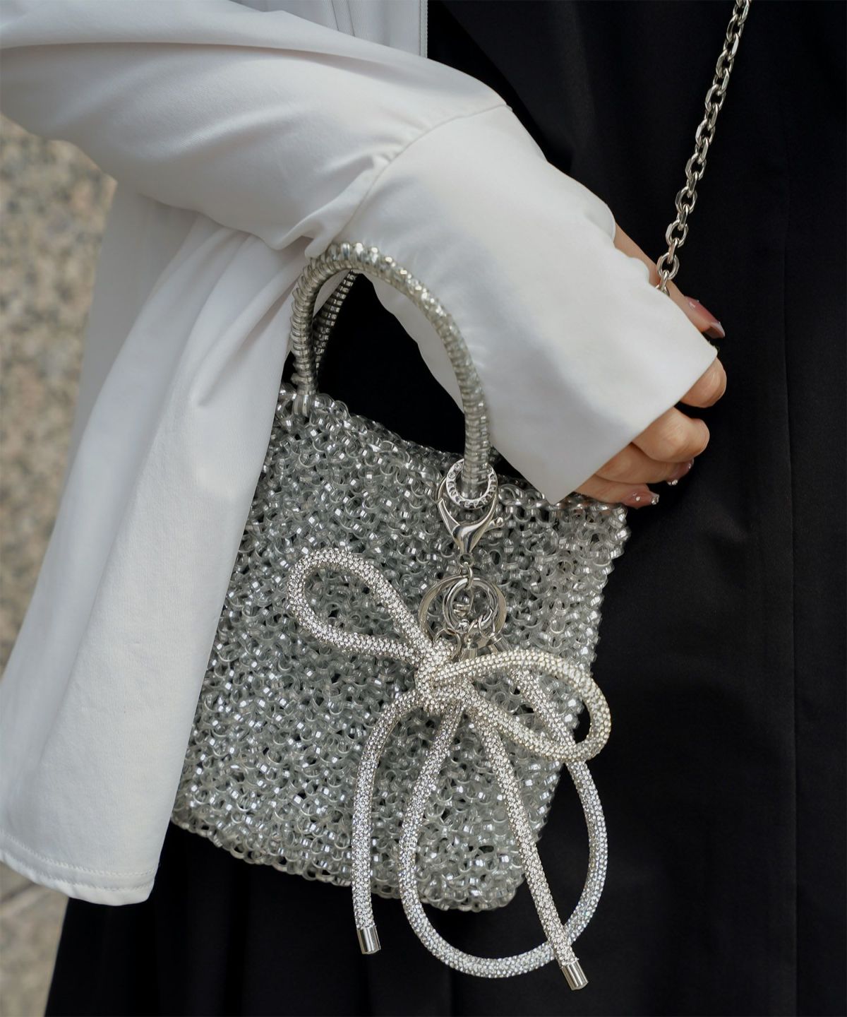 セレクト レディース キラキラ リボン チャーム きれいめ 大人可愛い トレンド/シルバー/ブラック/フリー/ラインストーン