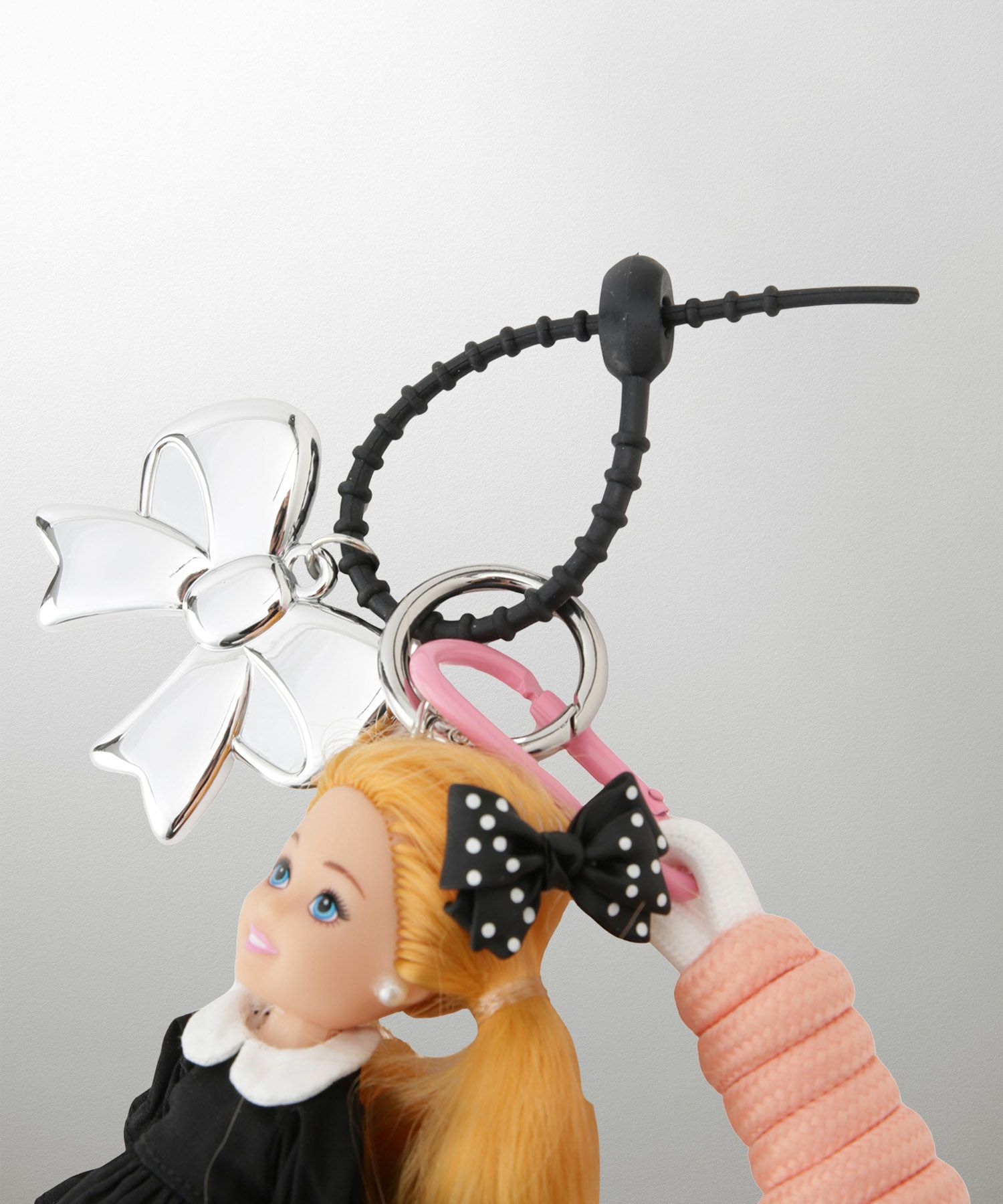 セレクト レディース グッズ 小物 人形 ドール チャーム キーホルダー ピンク ブラック おしゃれ 大人可愛い