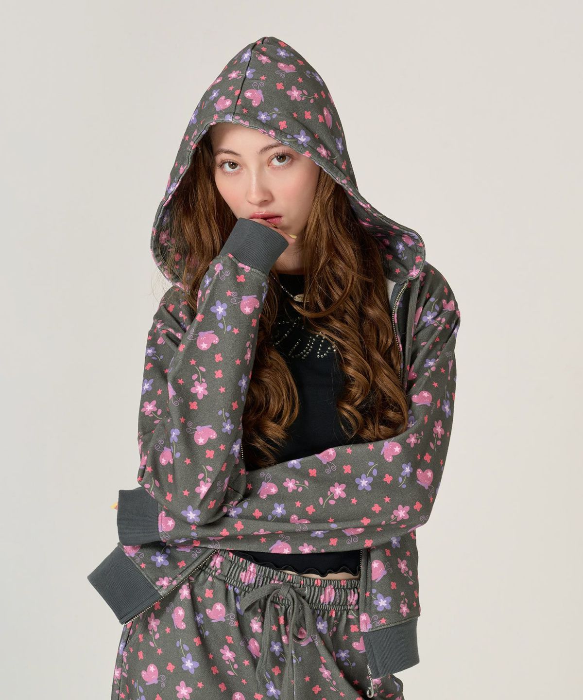[2025aw PRE-ORDER]POINT5％！オリジナル 総柄 裏毛フーディ TINA：JOJUN 全2色｜tnj531-1095【2】