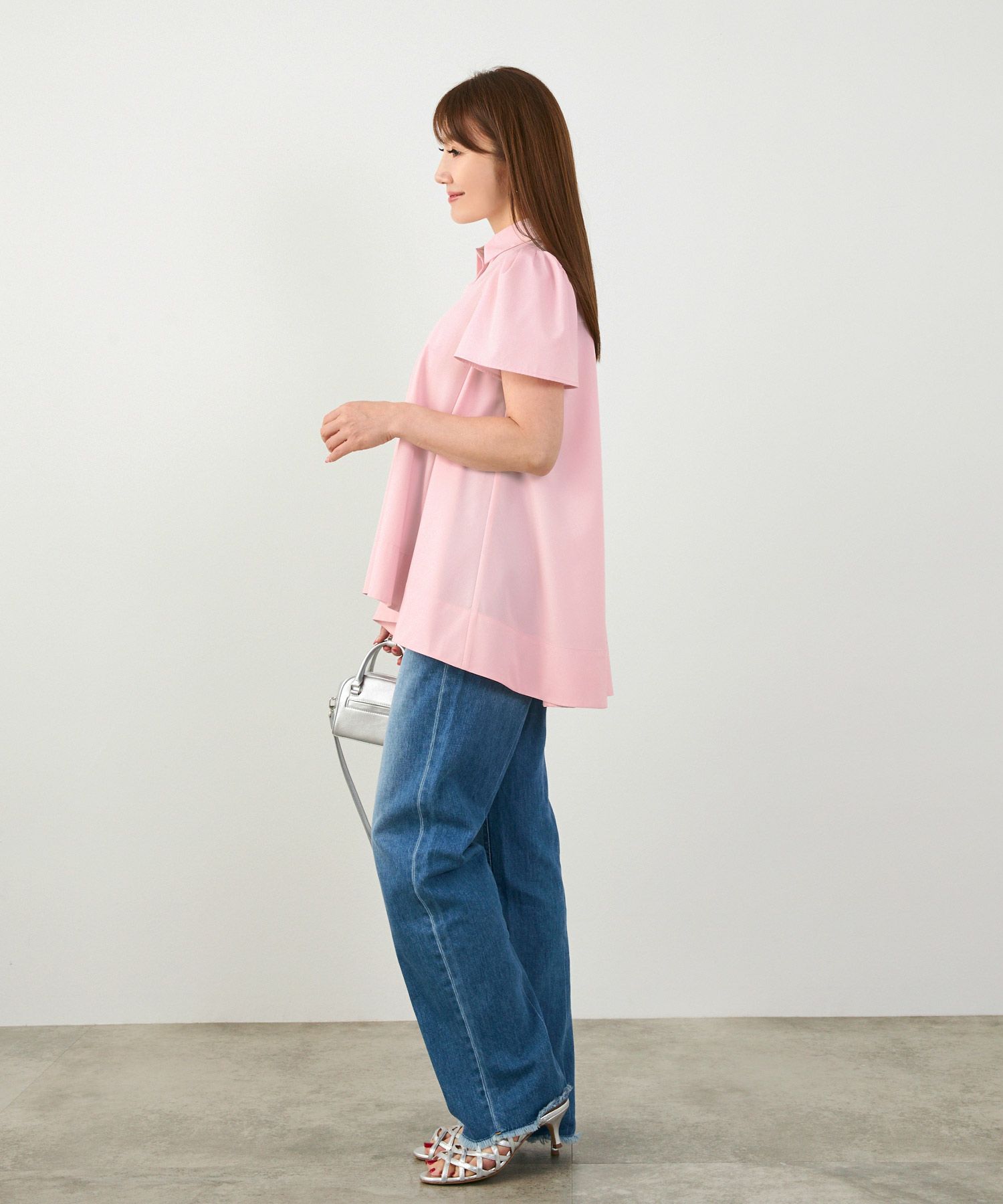 手洗い可かわいい上品きれいめ大人カジュアルオフィスシンプル襟付きイレヘム体型カバージョイントスペース