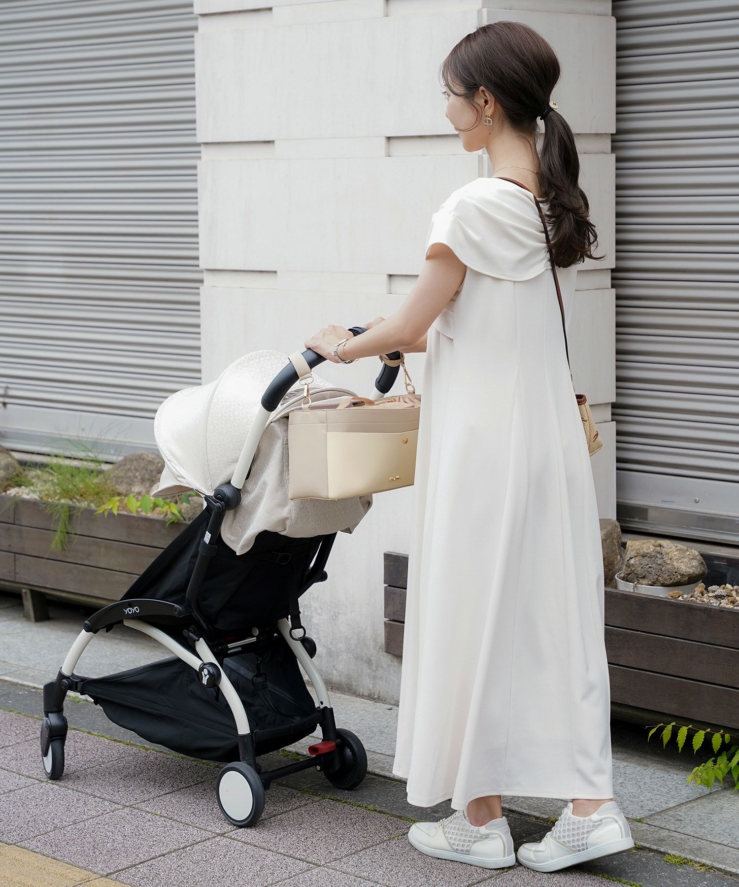 レディースバッグベビーカーバッグバギーバッグ洗えるポケット大容量保冷ペットボトルホルダーごみ入れ持ち運び3WAYベビーカー出産祝いママギフトプレゼントおしゃれペットカートバッグかわいい赤ちゃん新ママ子育て必要なものグレージュブラウン