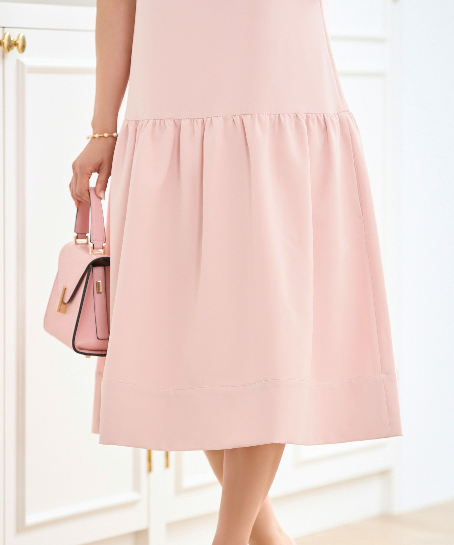 ショルダースカラップティアードクールワンピースノースリーブ緑黄色オレンジ