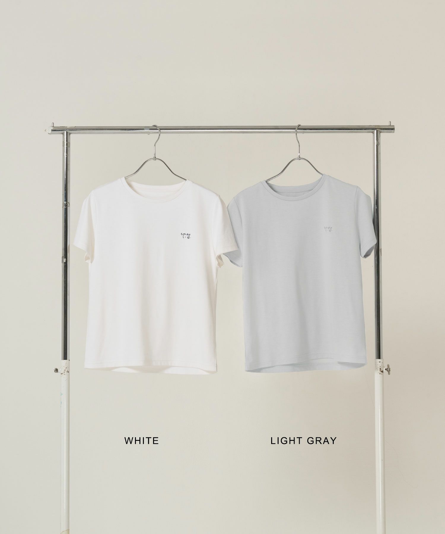 ノベルティ/Tシャツ/刺繍/ホワイト/グレー