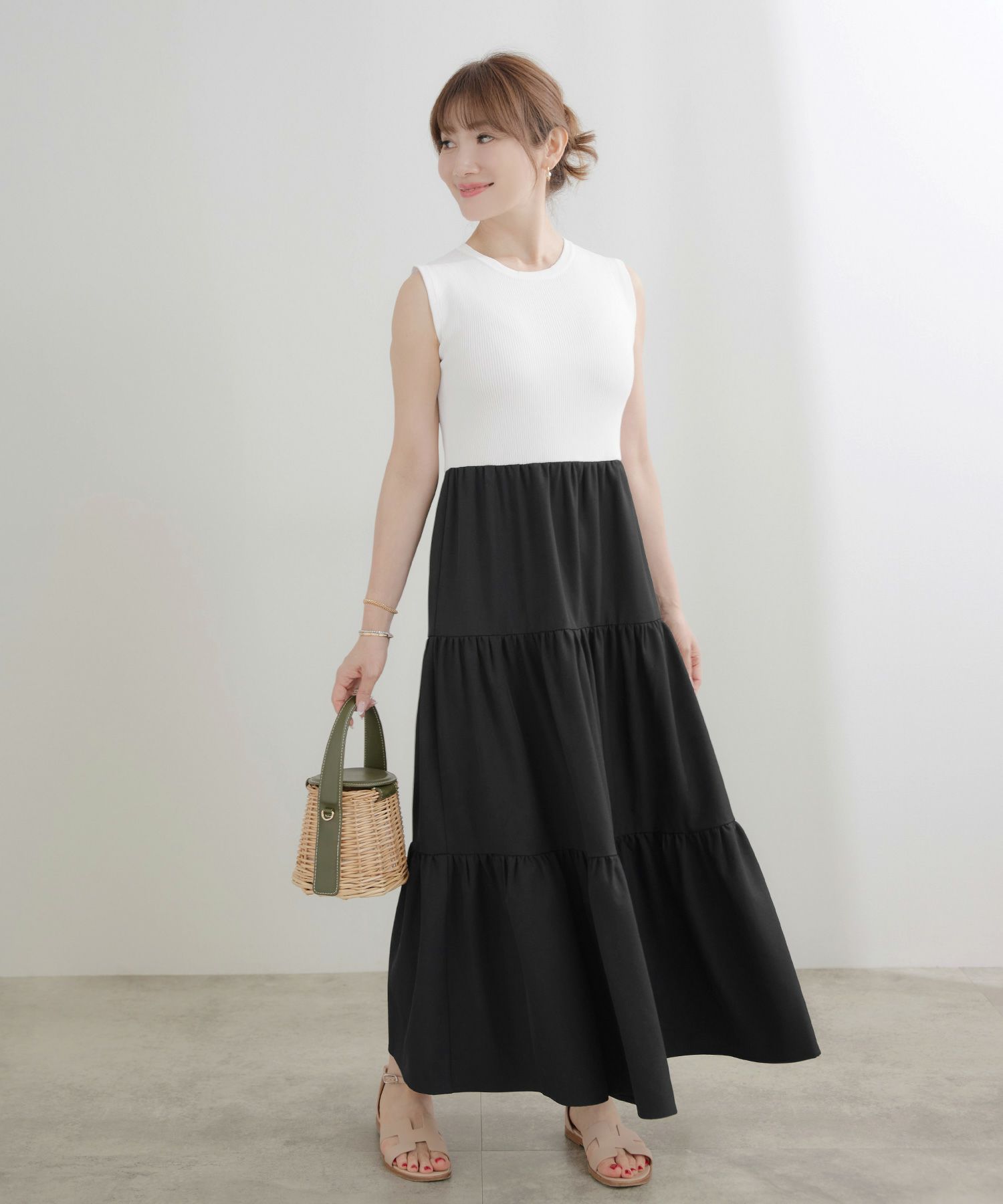 手洗い可かわいい上品きれいめ大人カジュアルシンプルノースリーブ異素材体型カバーフレアジョイントスペース