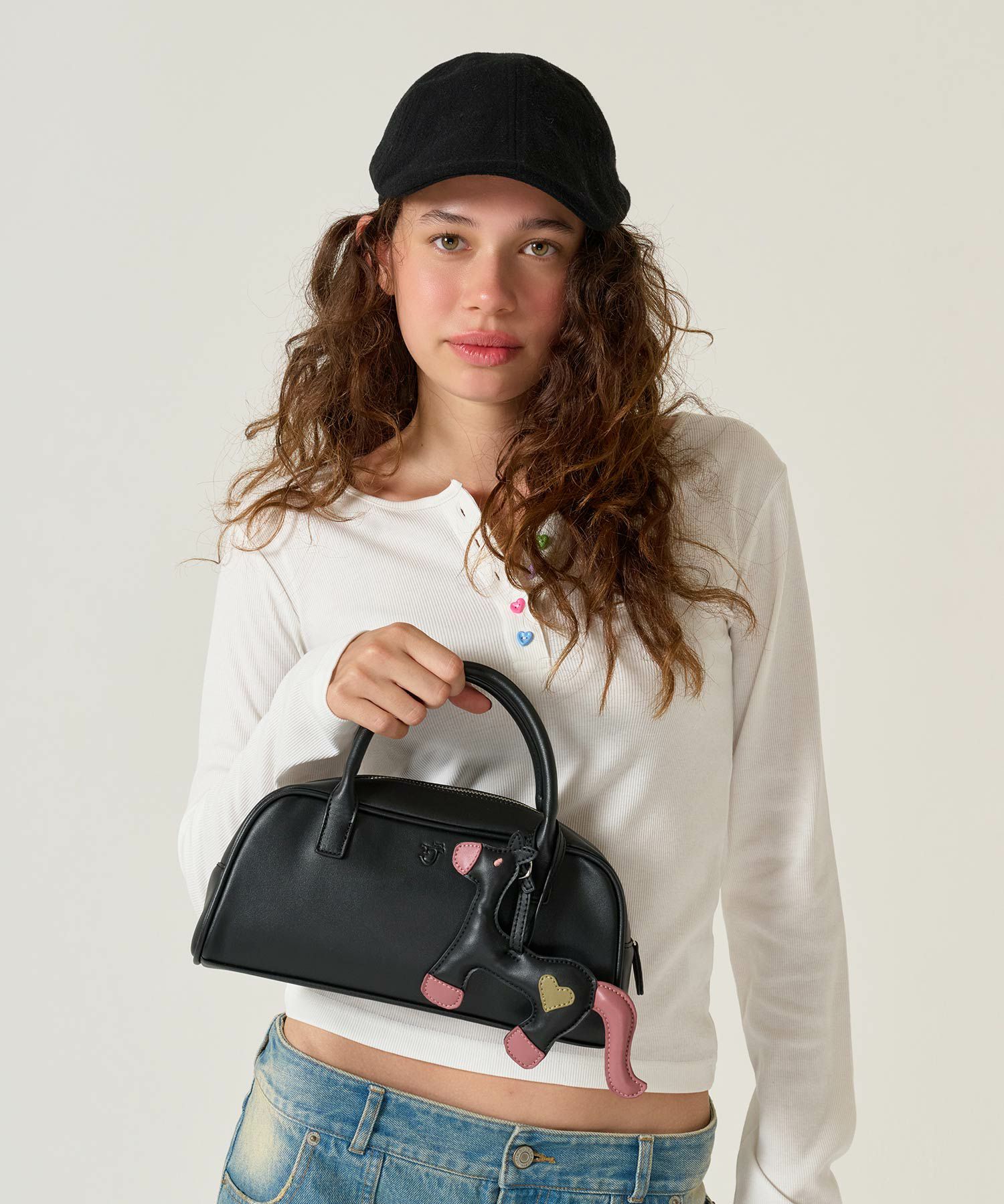 ハンドバッグ/チャーム/ポニー/ブラック