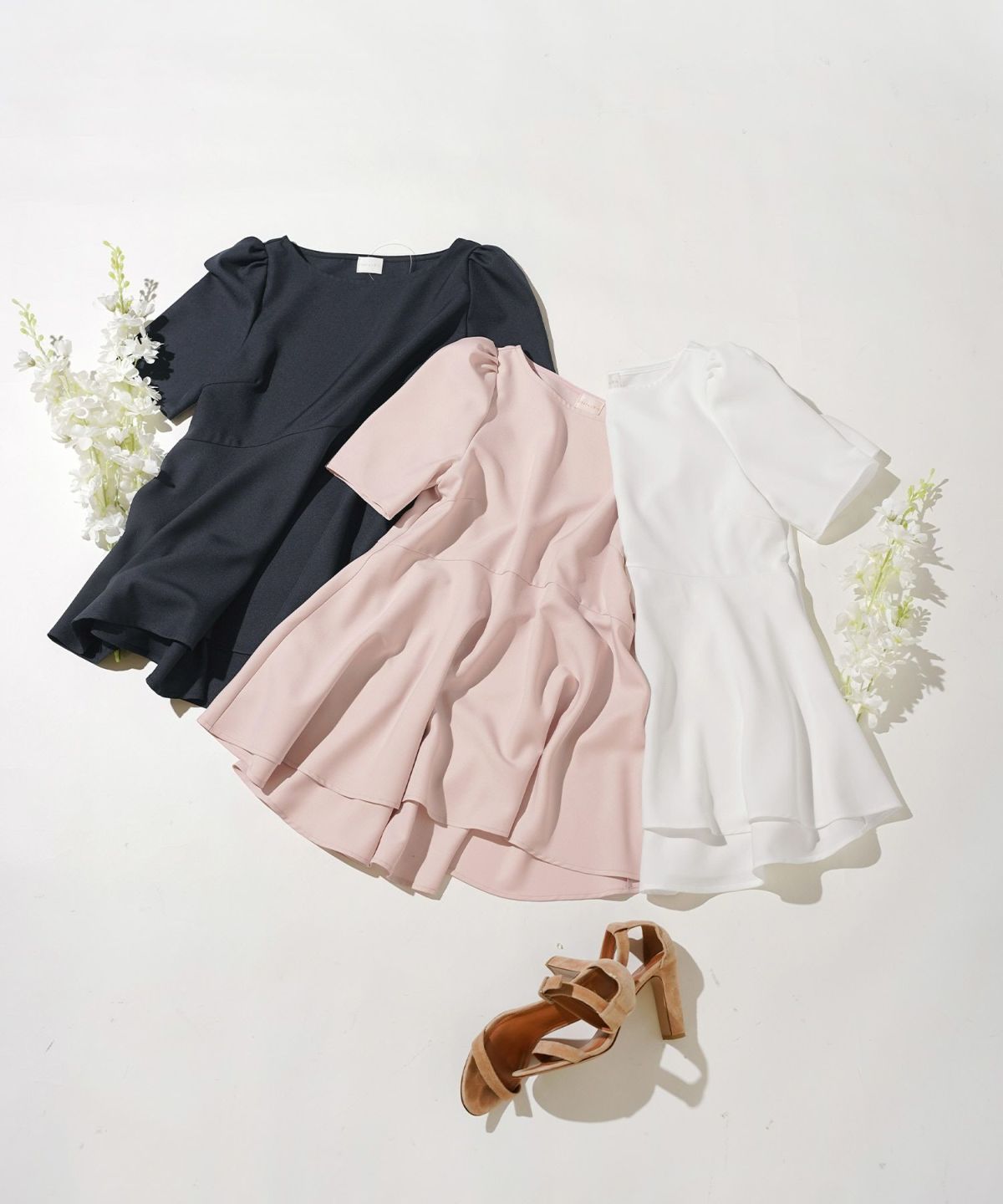 手洗い可日本製かわいい上品きれいめ大人カジュアルオフィスシンプルペプラム体型カバージョイントスペース