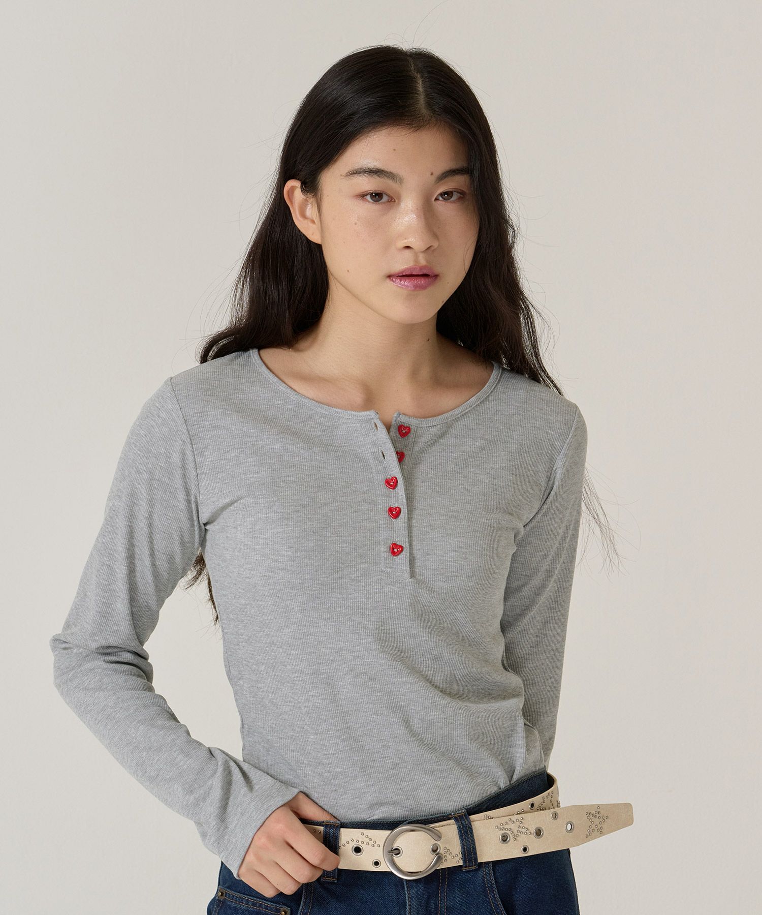 ハートボタン/ヘンリーネック/ロンT/ホワイト