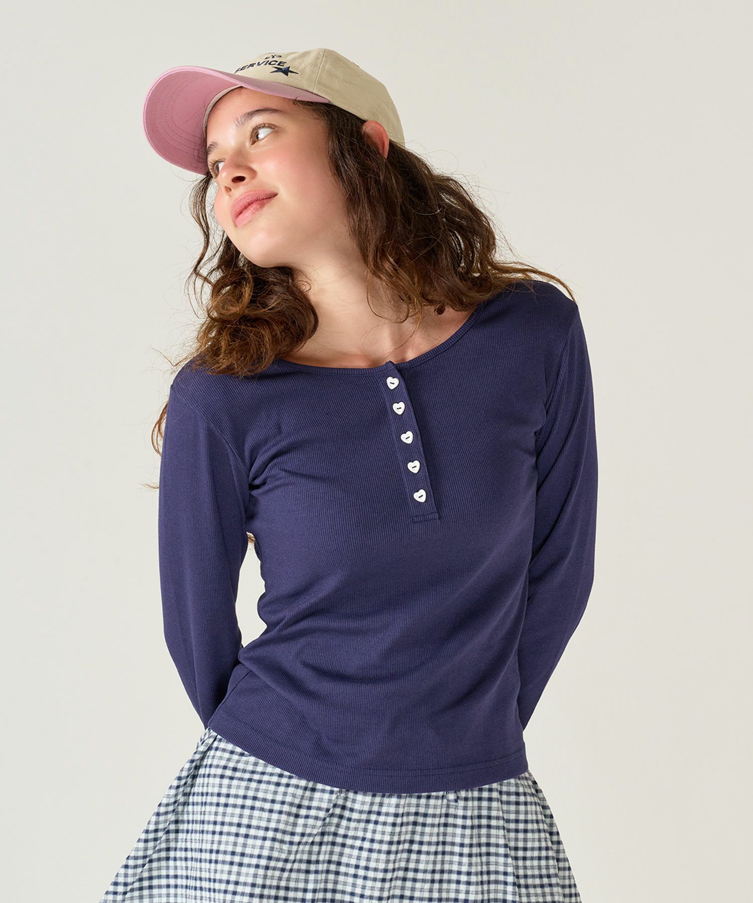 ハートボタン/ヘンリーネック/ロンT/ホワイト