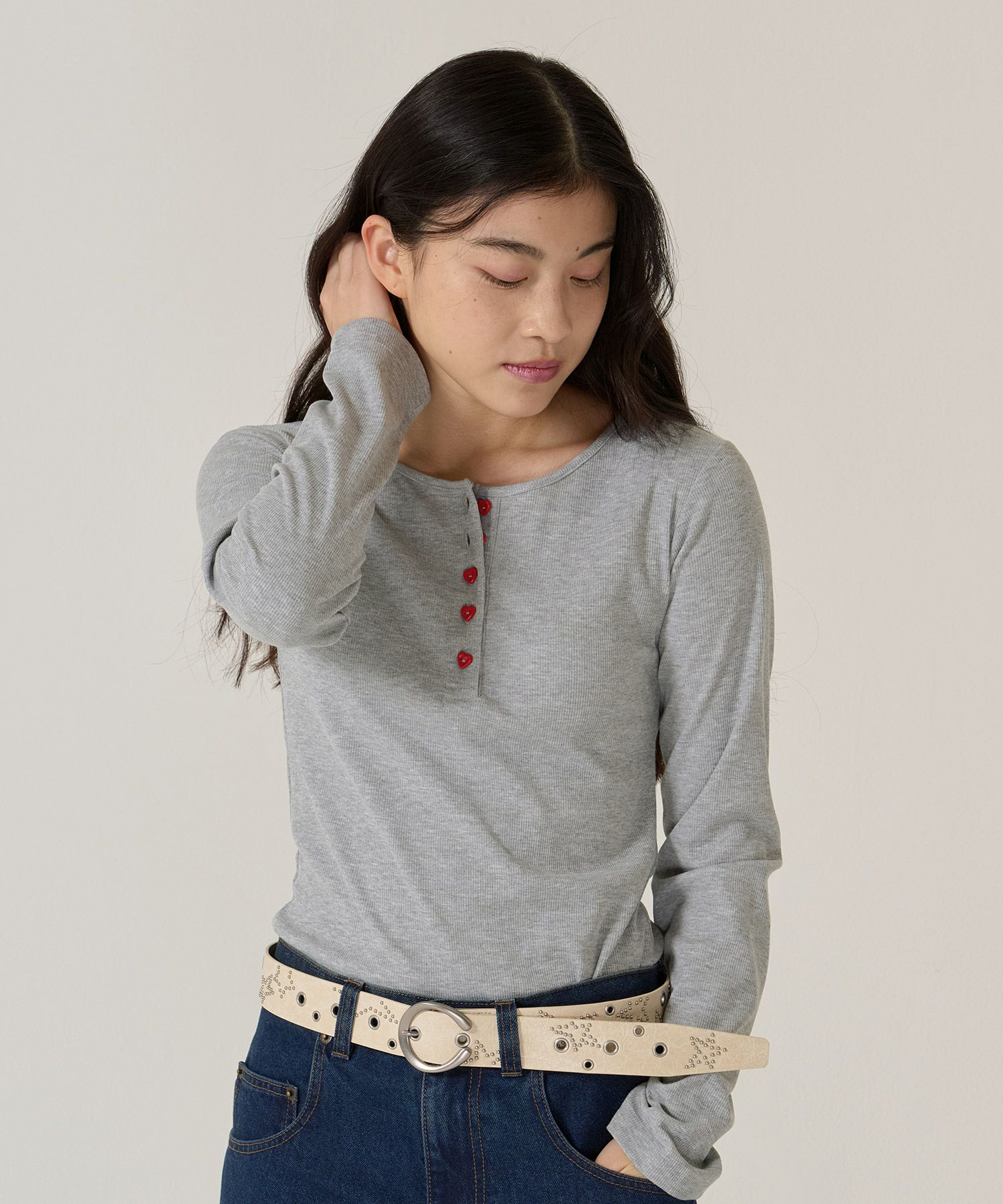 ハートボタン/ヘンリーネック/ロンT/ホワイト