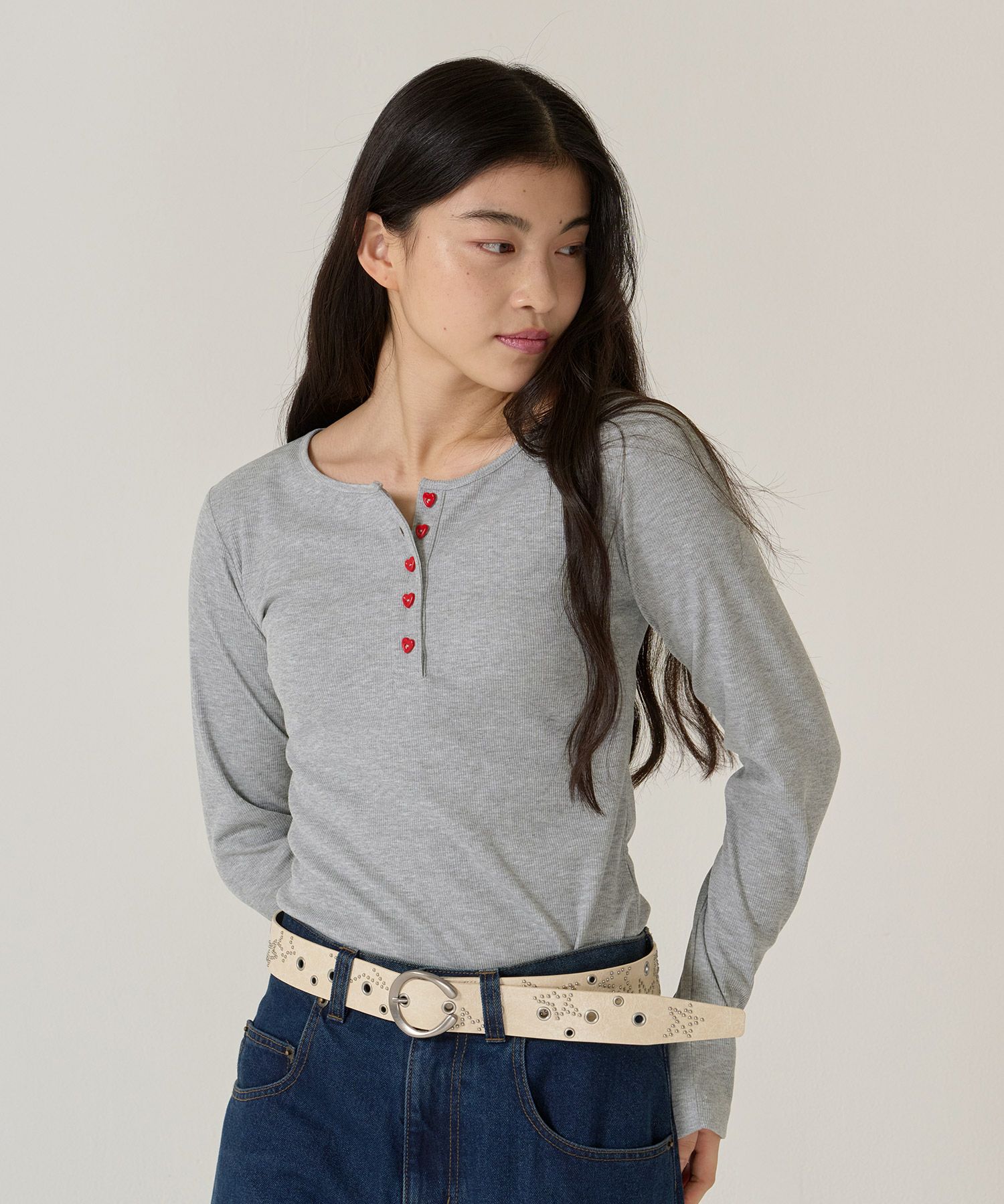 ハートボタン/ヘンリーネック/ロンT/ホワイト