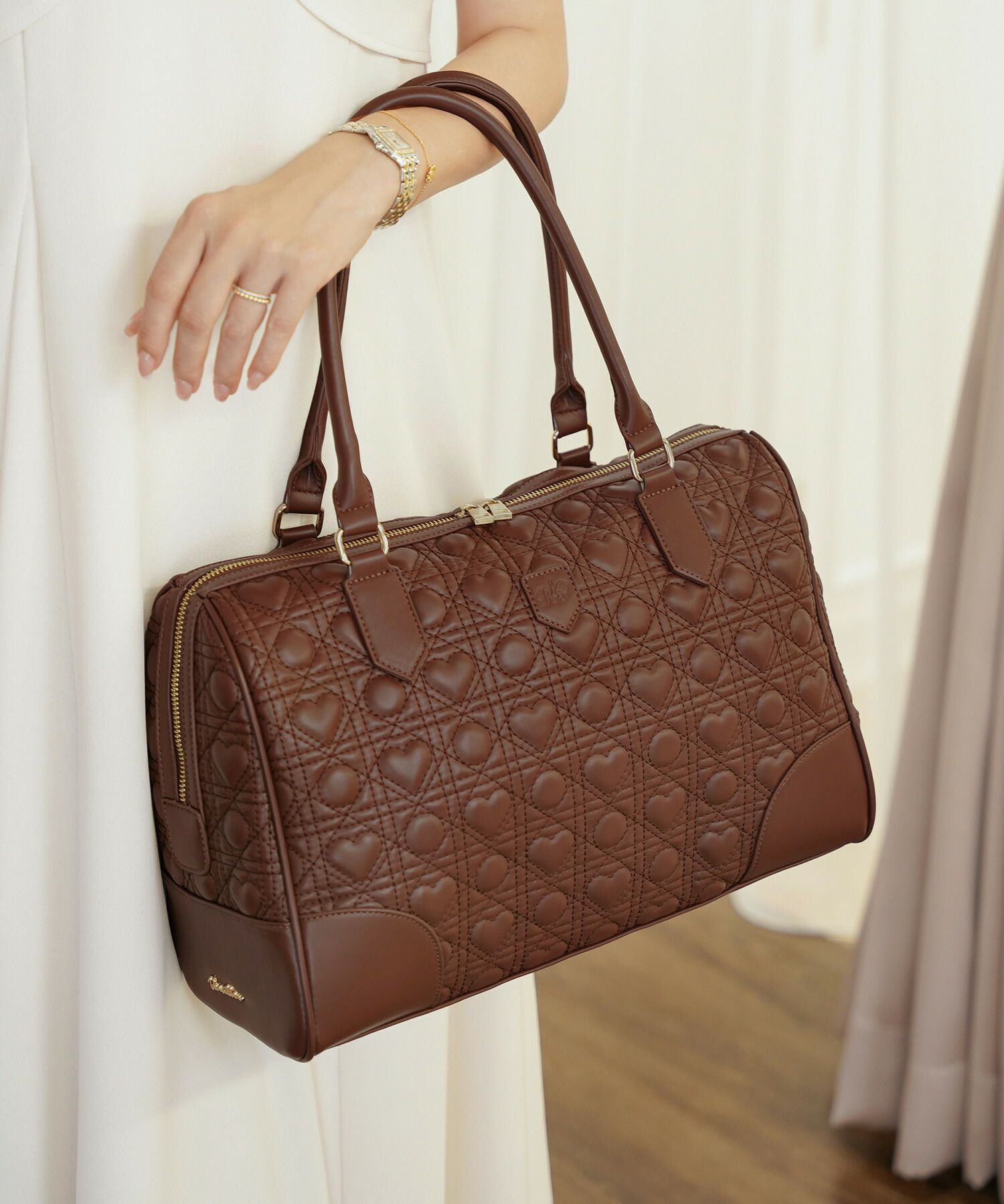 大容量レディースボストンバッグ旅行1泊2日2泊3日マザーズバッグ合皮キルティングハートキルティングフェミニンおしゃれバッグトラベルバッグ機内持ち込み軽量大人かわいい旅行バッグ