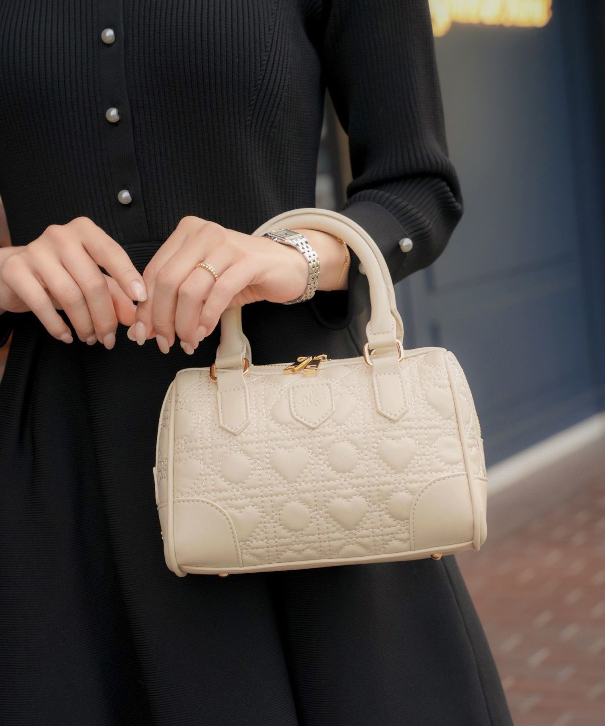 ミニボストンバッグポシェットショルダーバッグミニバッグレディース斜めがけミニサイズサブバッグコンパクト合皮ハートキルティングフェミニンおしゃれバッグかわいい小さめデイリー