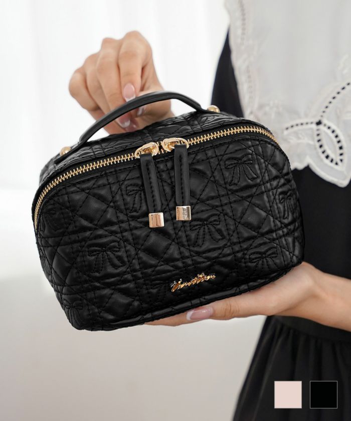 11周年限定！リボンキルティングコスメポーチlerevevanillerストロベリーミルク/ブラック