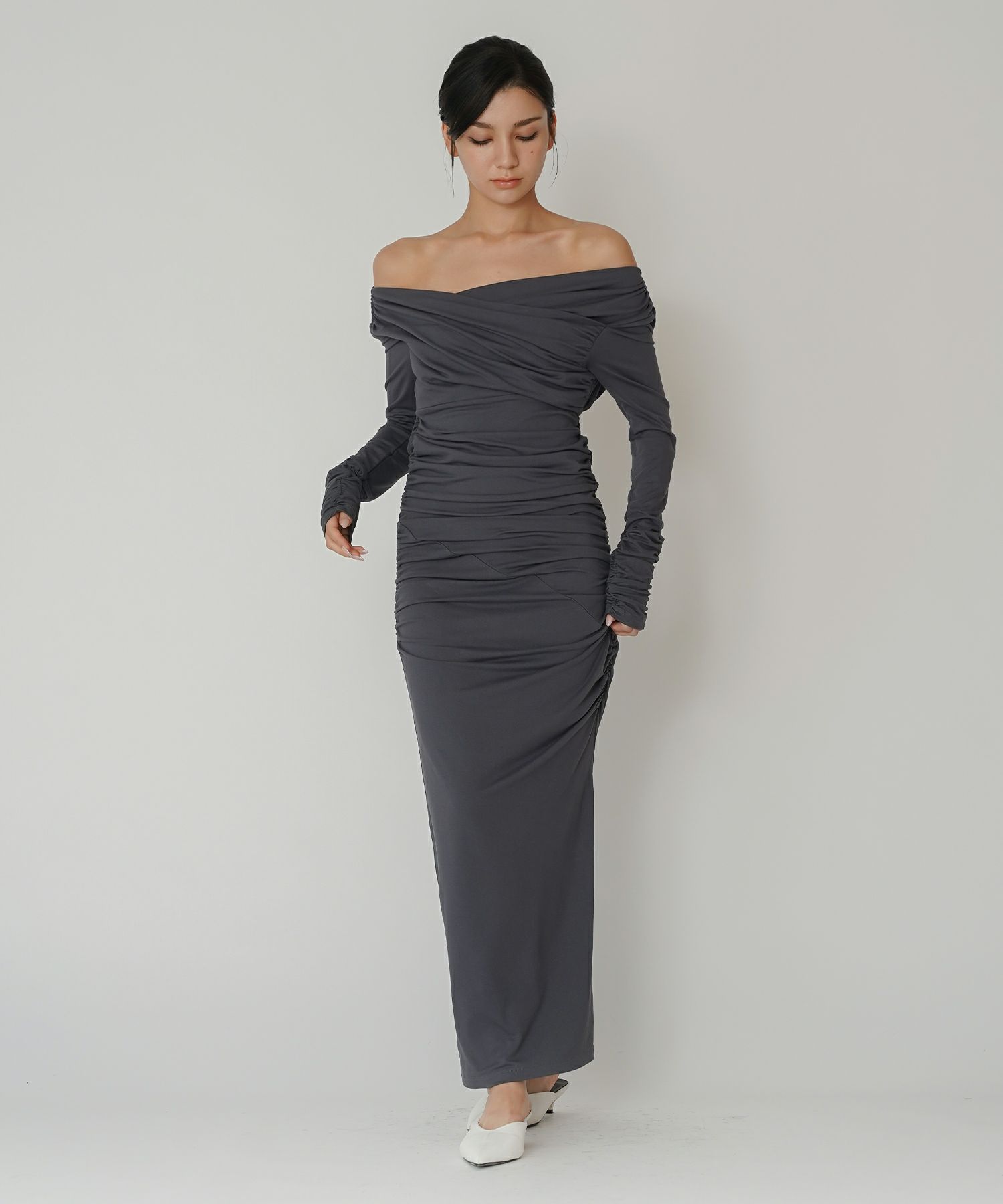 オフショル シャーリング ギャザー ワンピース KINO THE KEI 全4色｜ktk331-0100【1】