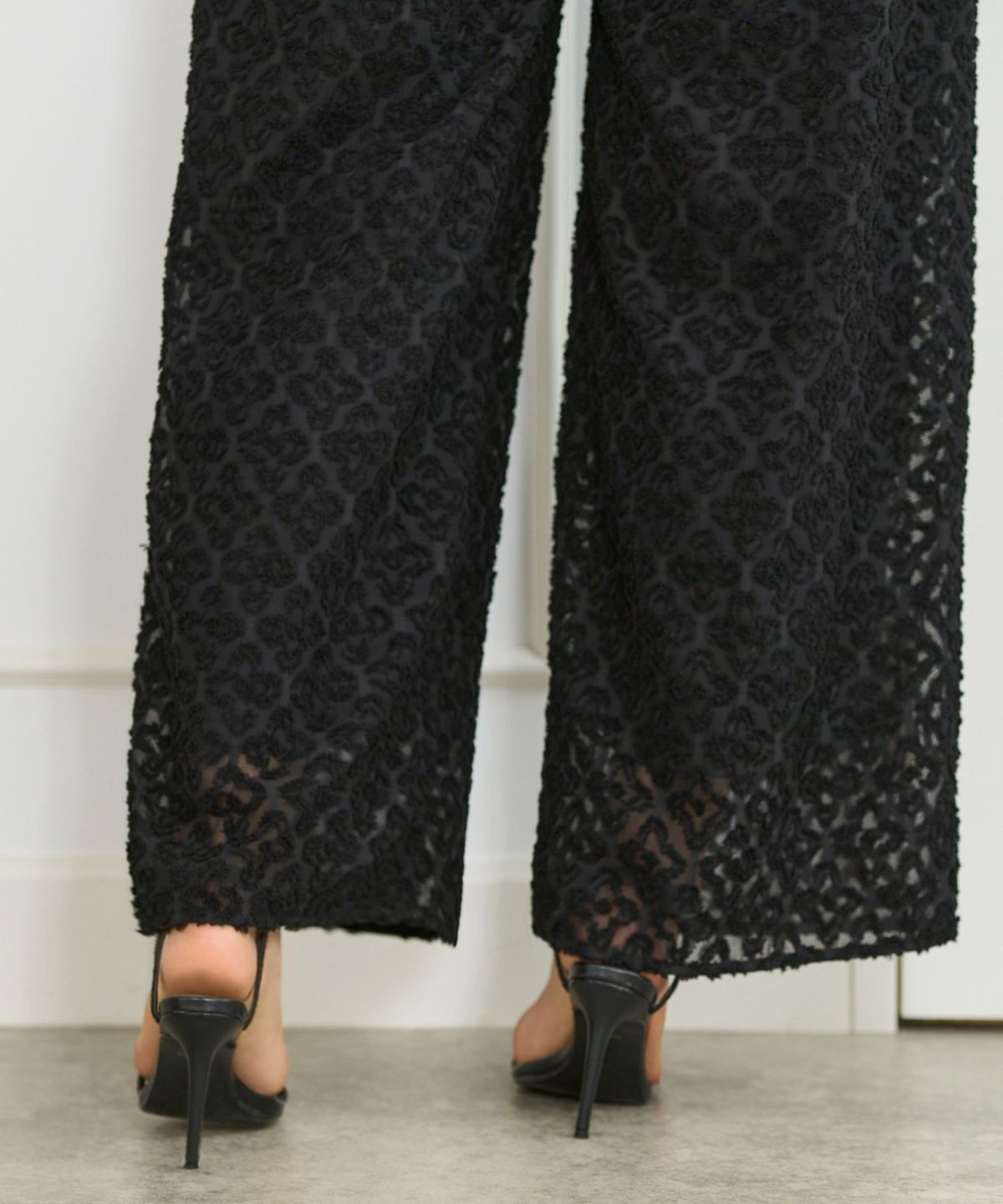 キカカットジャガードワイドパンツウエストゴム幾何学模様柄キャメルブラック