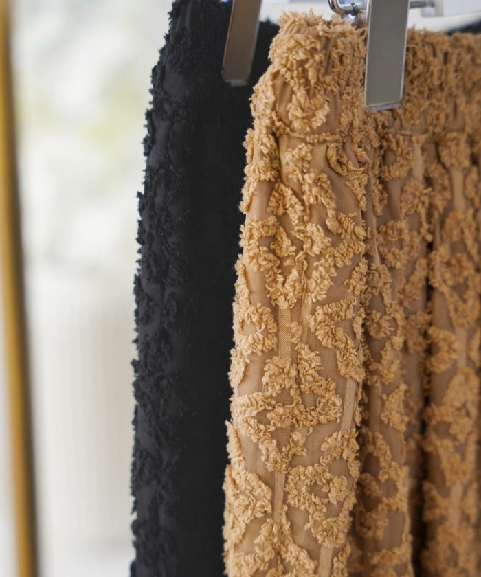 キカカットジャガードワイドパンツウエストゴム幾何学模様柄キャメルブラック